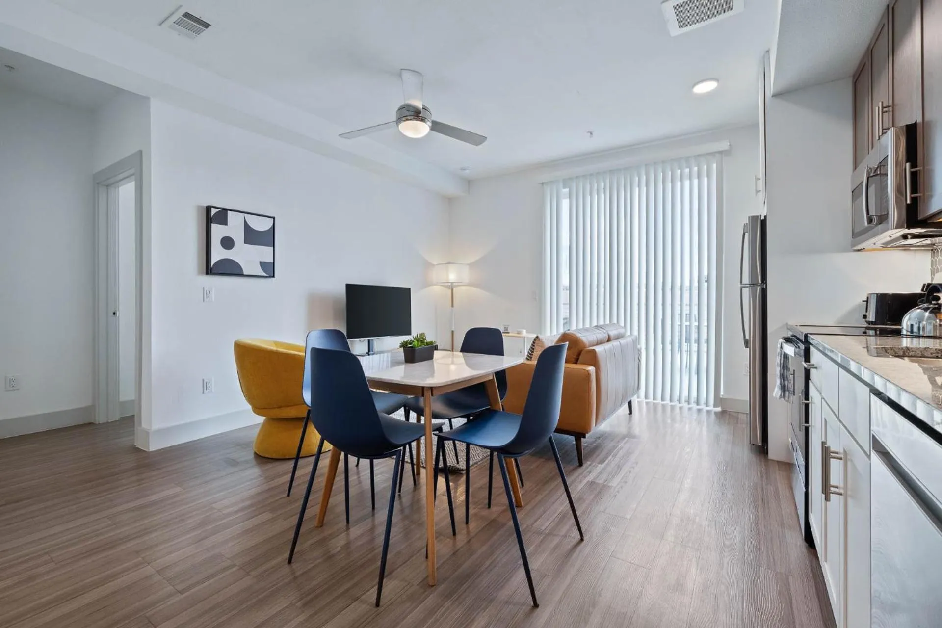 TV and multimedia in Placemakr Downtown Austin