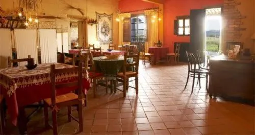 Restaurant/places to eat in Hotel Rural La Llosa de Fombona