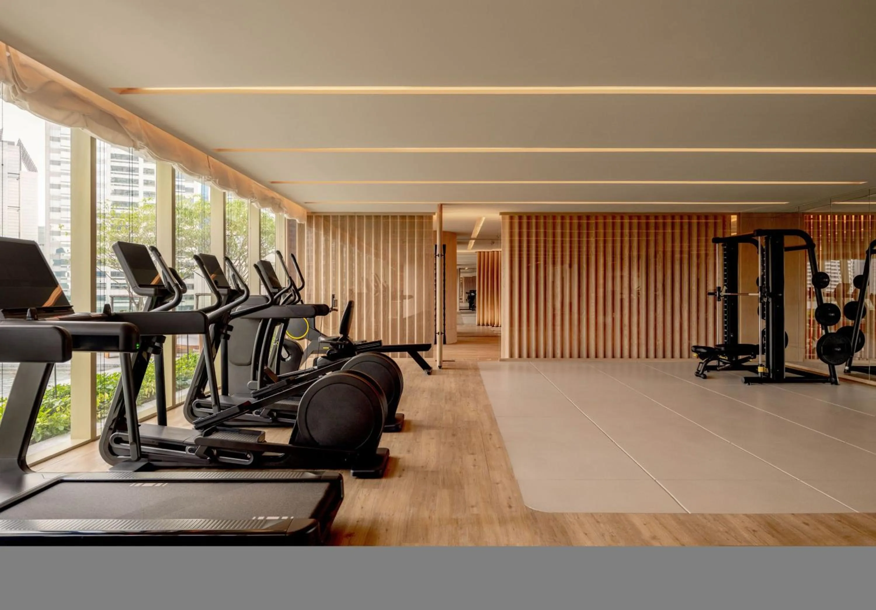 Fitness centre/facilities in Dusit Thani Bangkok