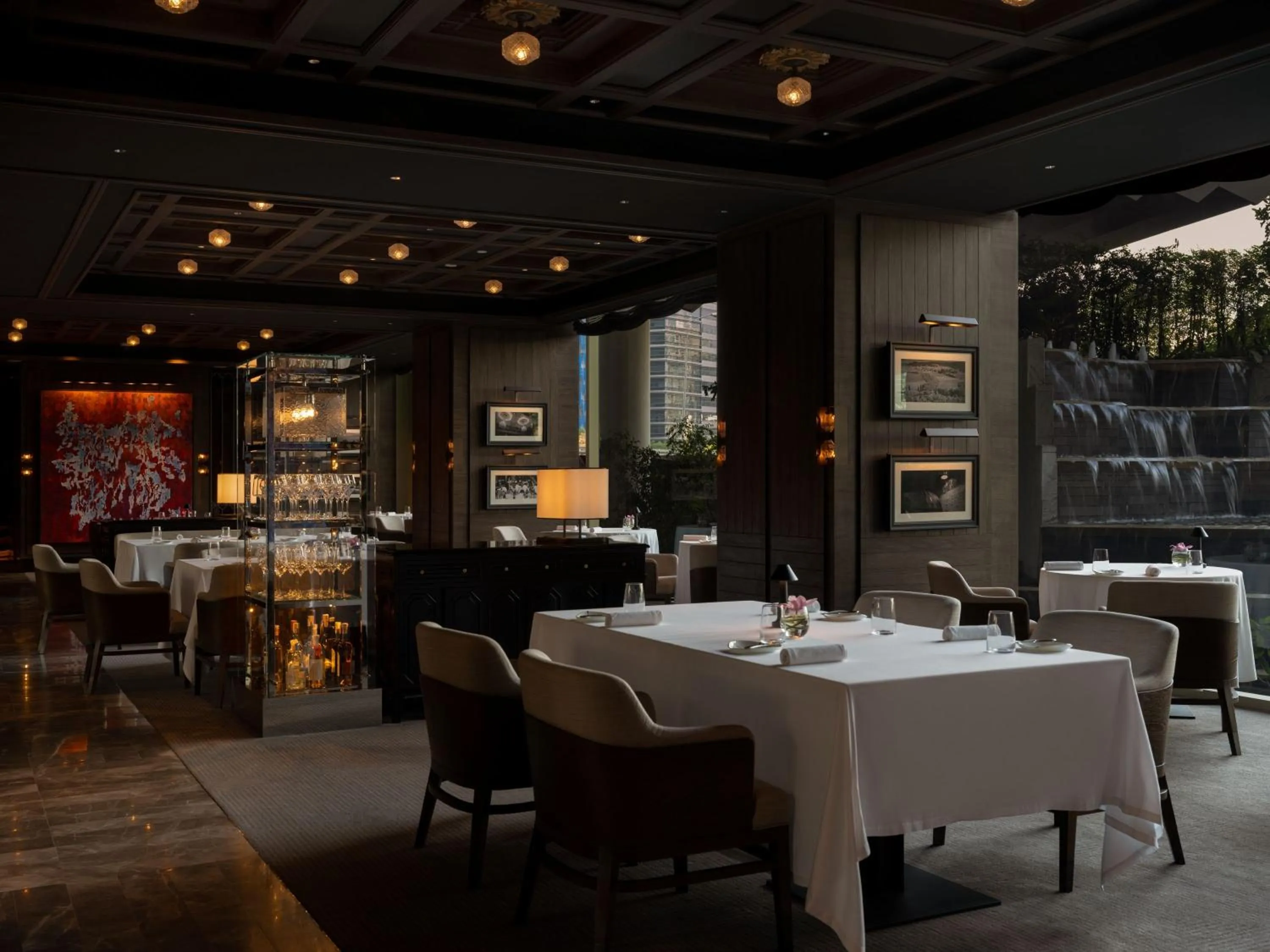 Restaurant/places to eat in Dusit Thani Bangkok