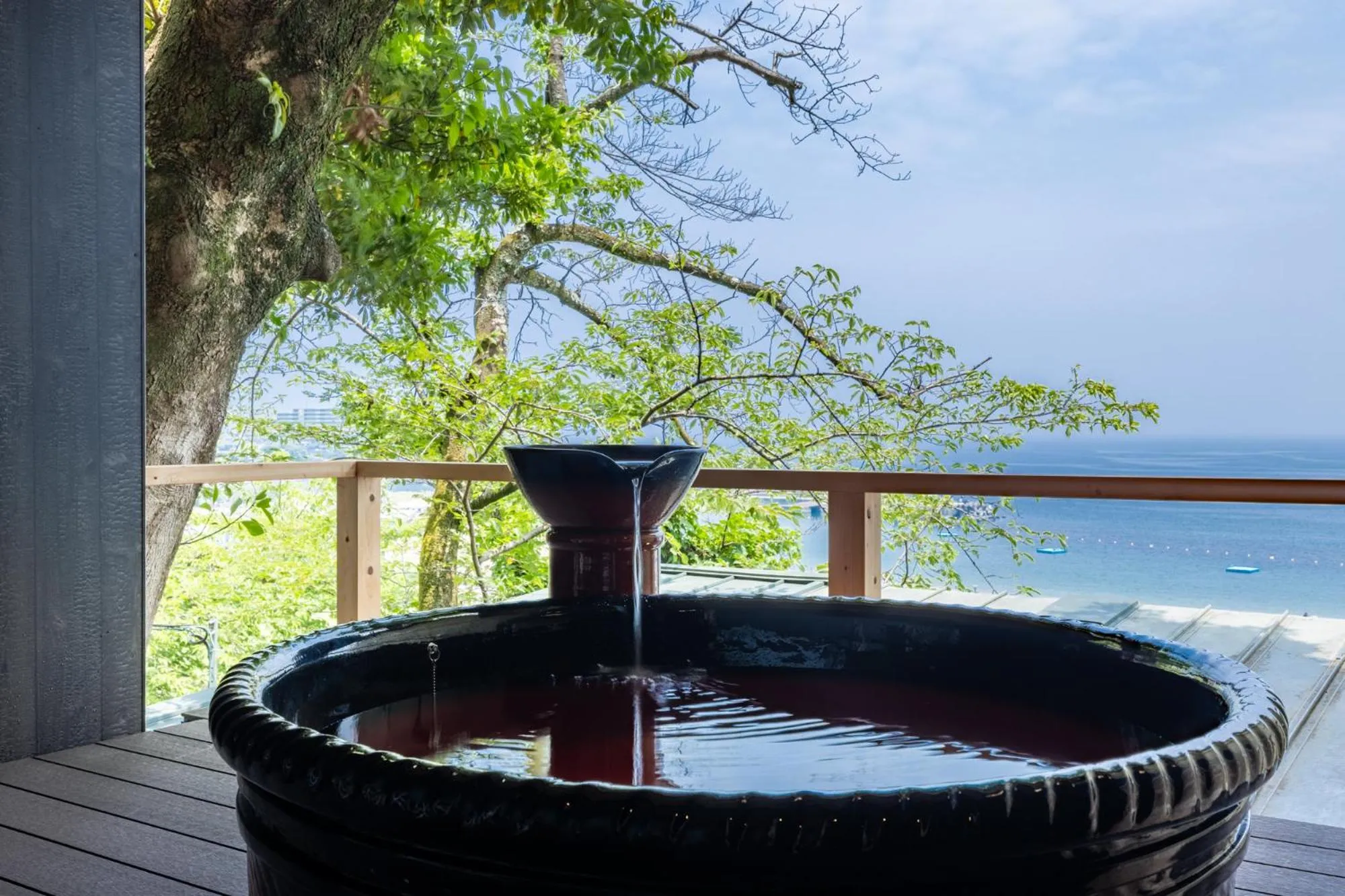 Photo of the whole room in AtamiOnsen Nagahamaen
