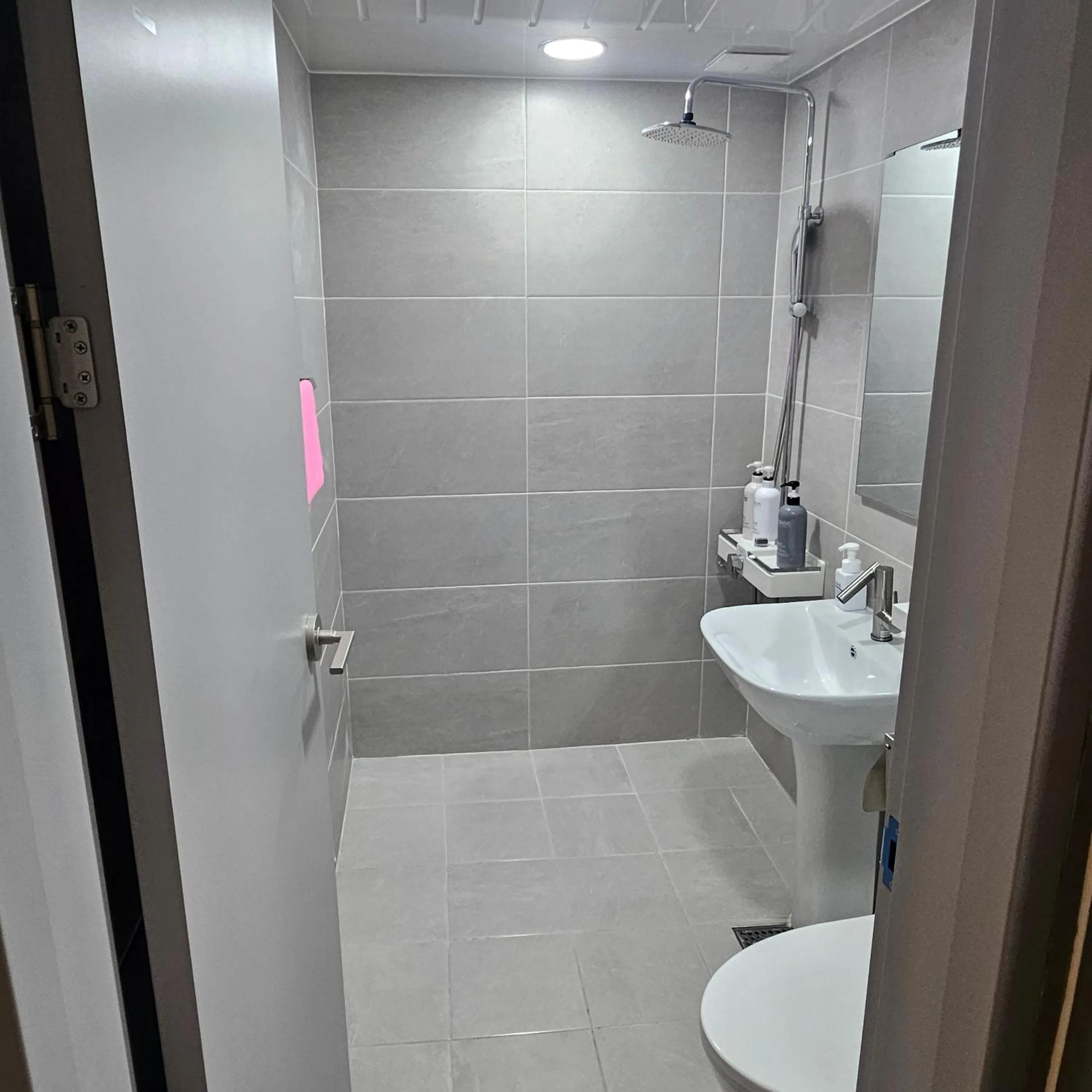 Toilet in Yeoju Hightel