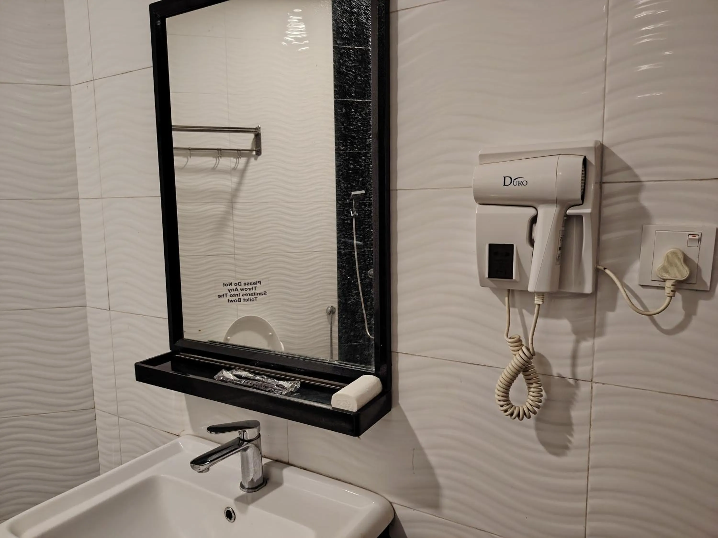 Toilet in The Ardens Hotel - Nong Chik, Kolam Air, Johor Bahru