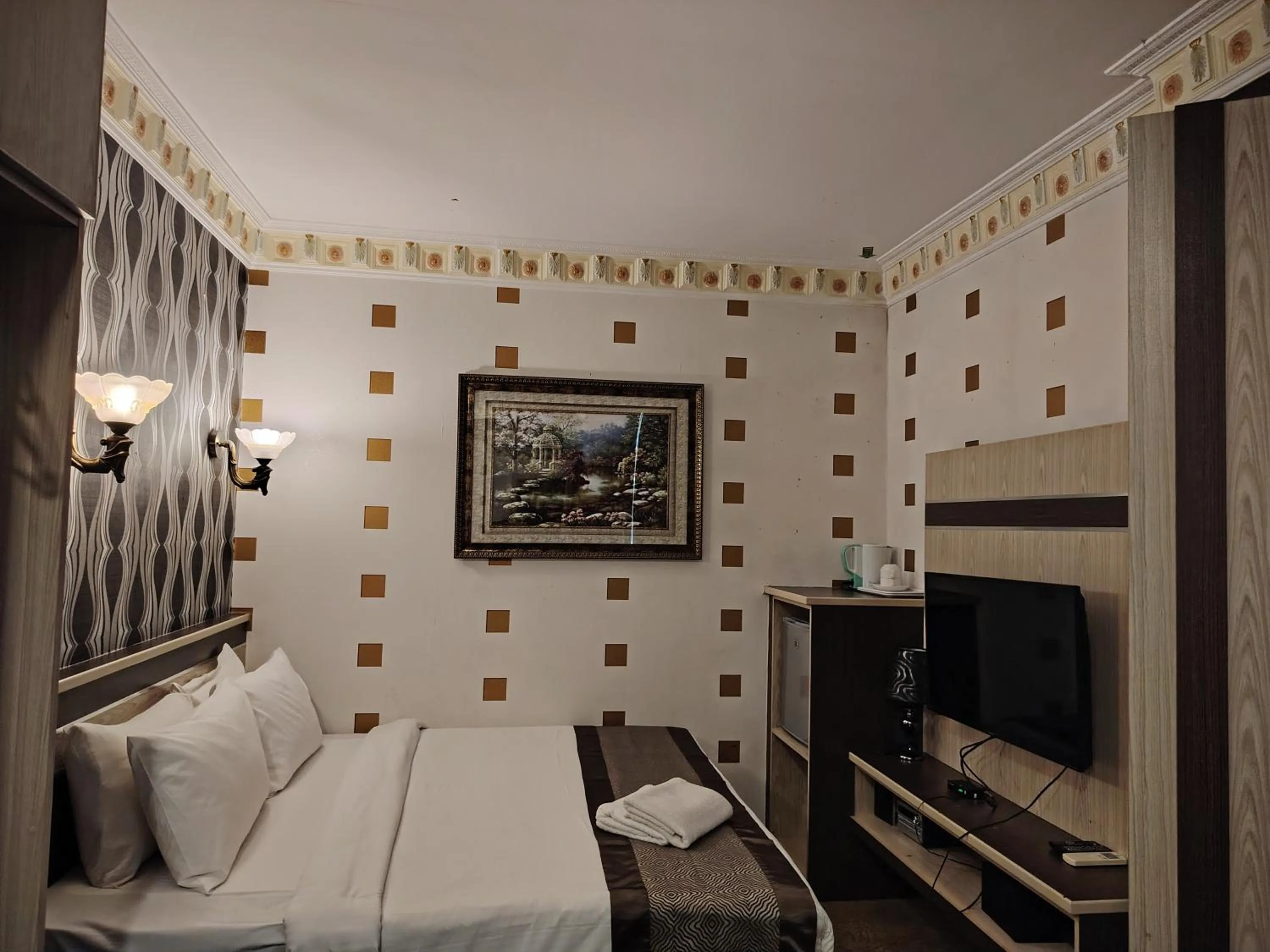 Bedroom, Bed in The Ardens Hotel - Nong Chik, Kolam Air, Johor Bahru