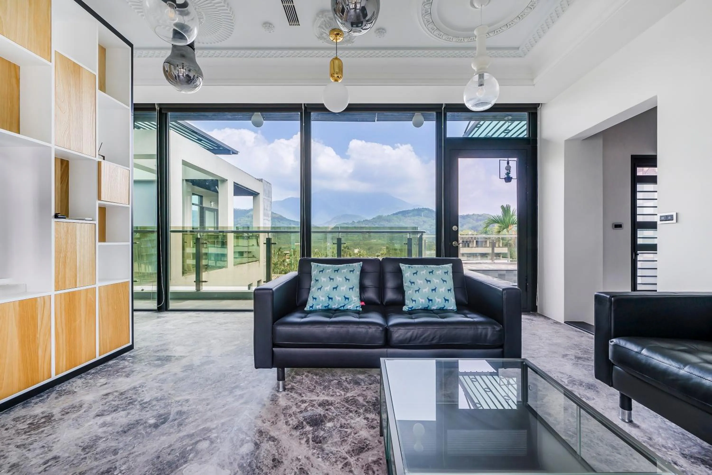 Seating area in Han Yan Hill Hotel