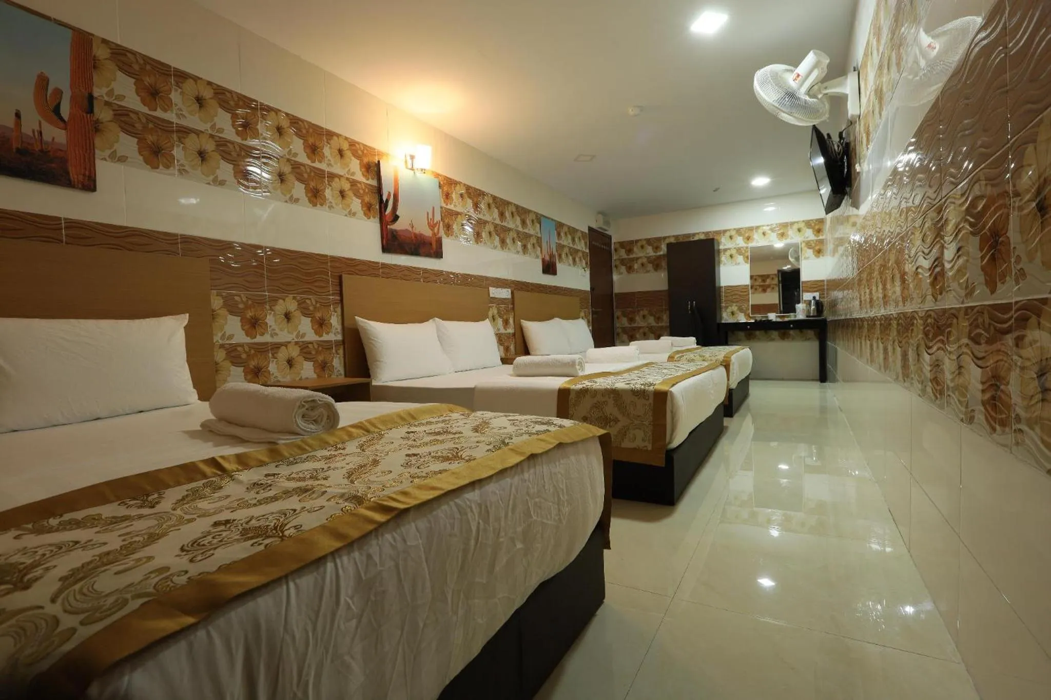 Bed in Cameron Kea Farm Hotel