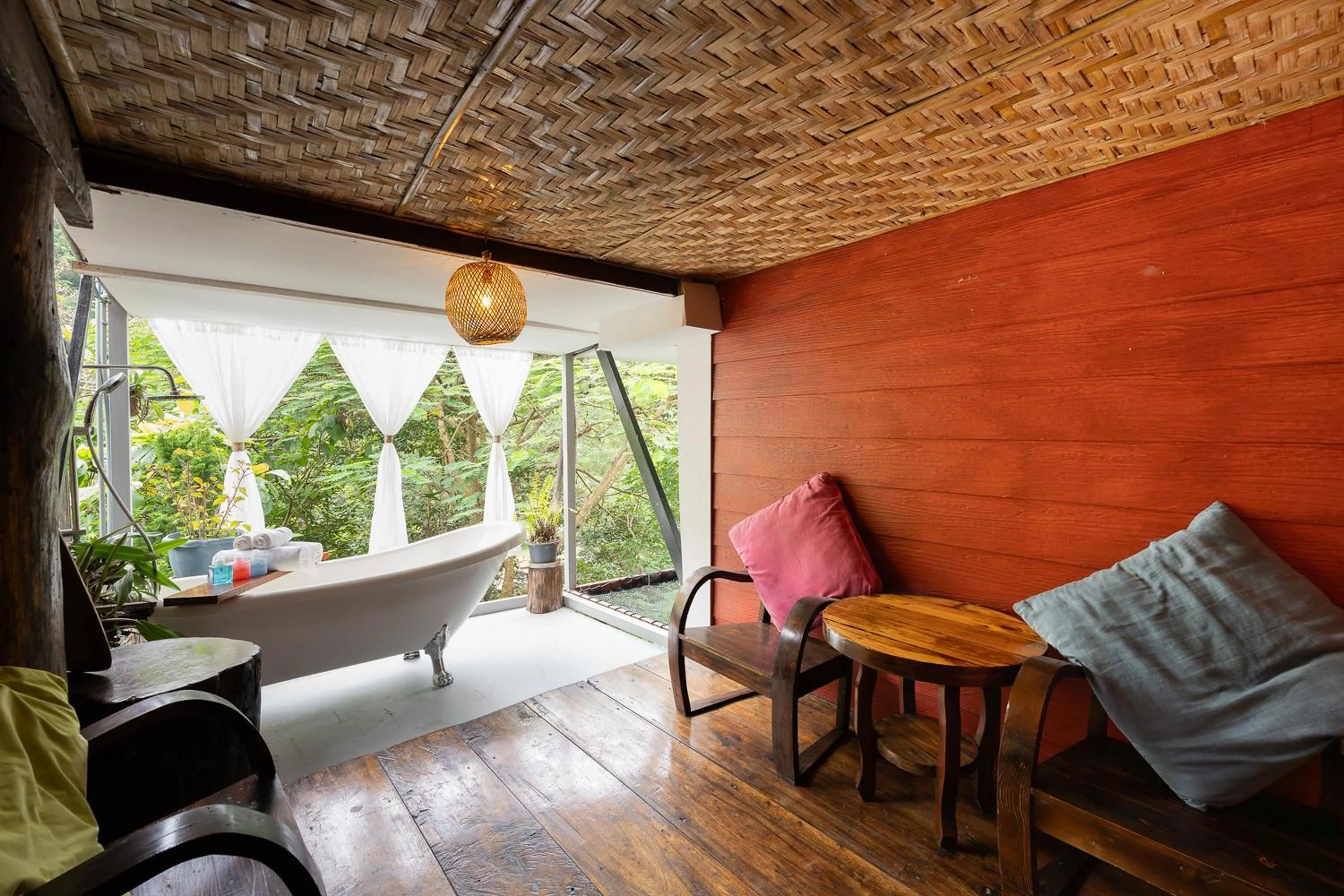 Seating area in Monruamsuk Homestay Cafe and Bistro