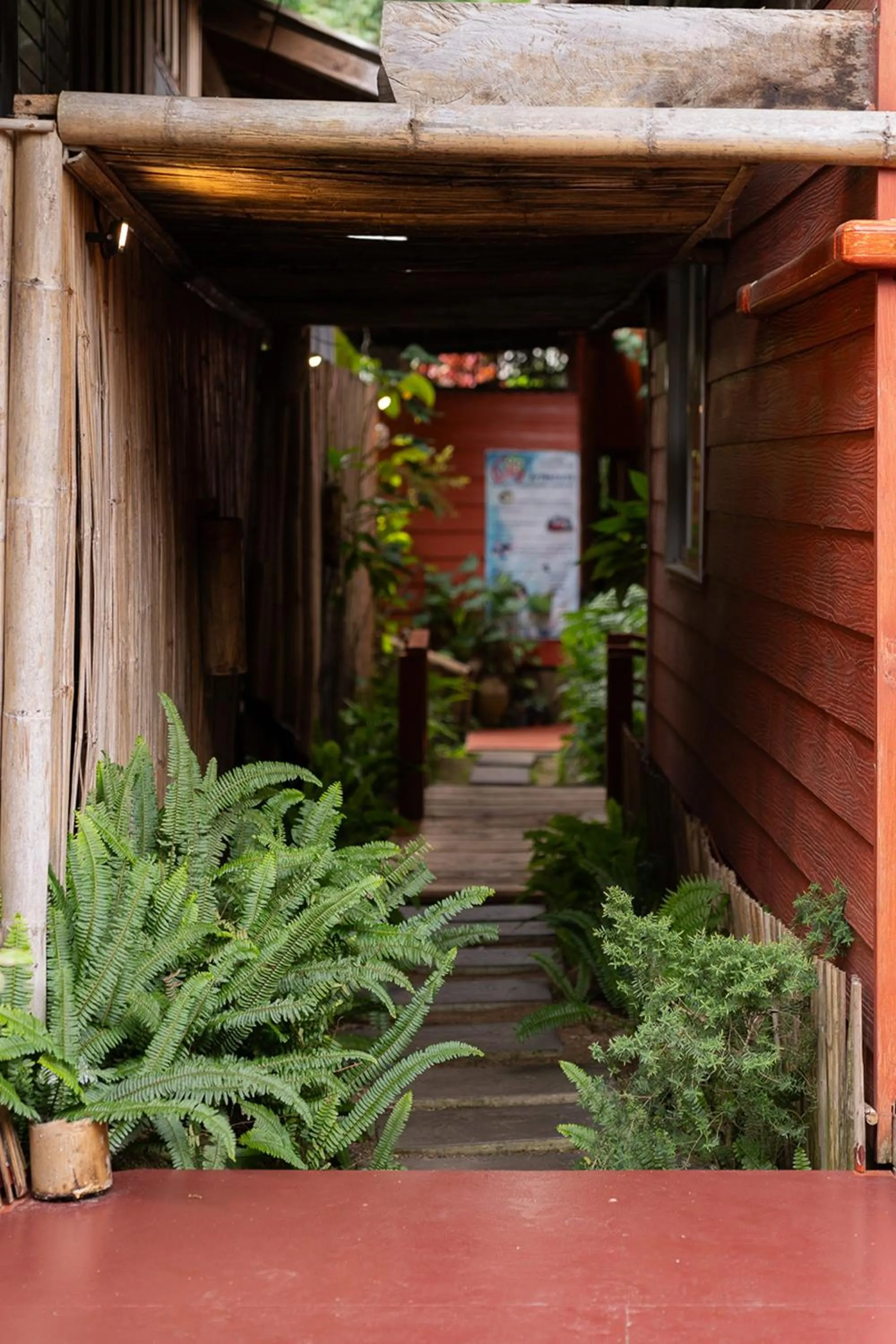 Property building in Monruamsuk Homestay Cafe and Bistro