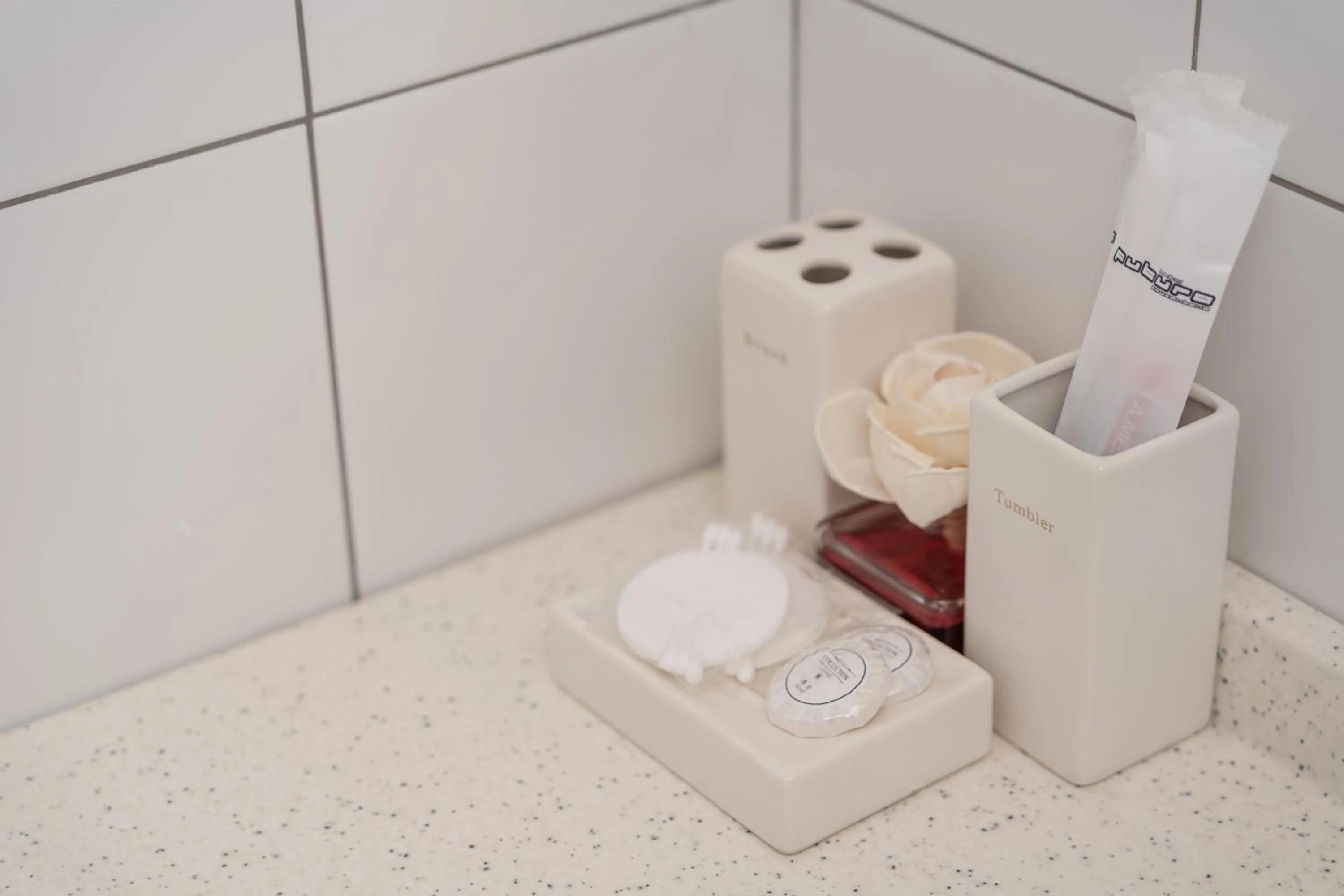 Shower in Duo Hotel by Futuro