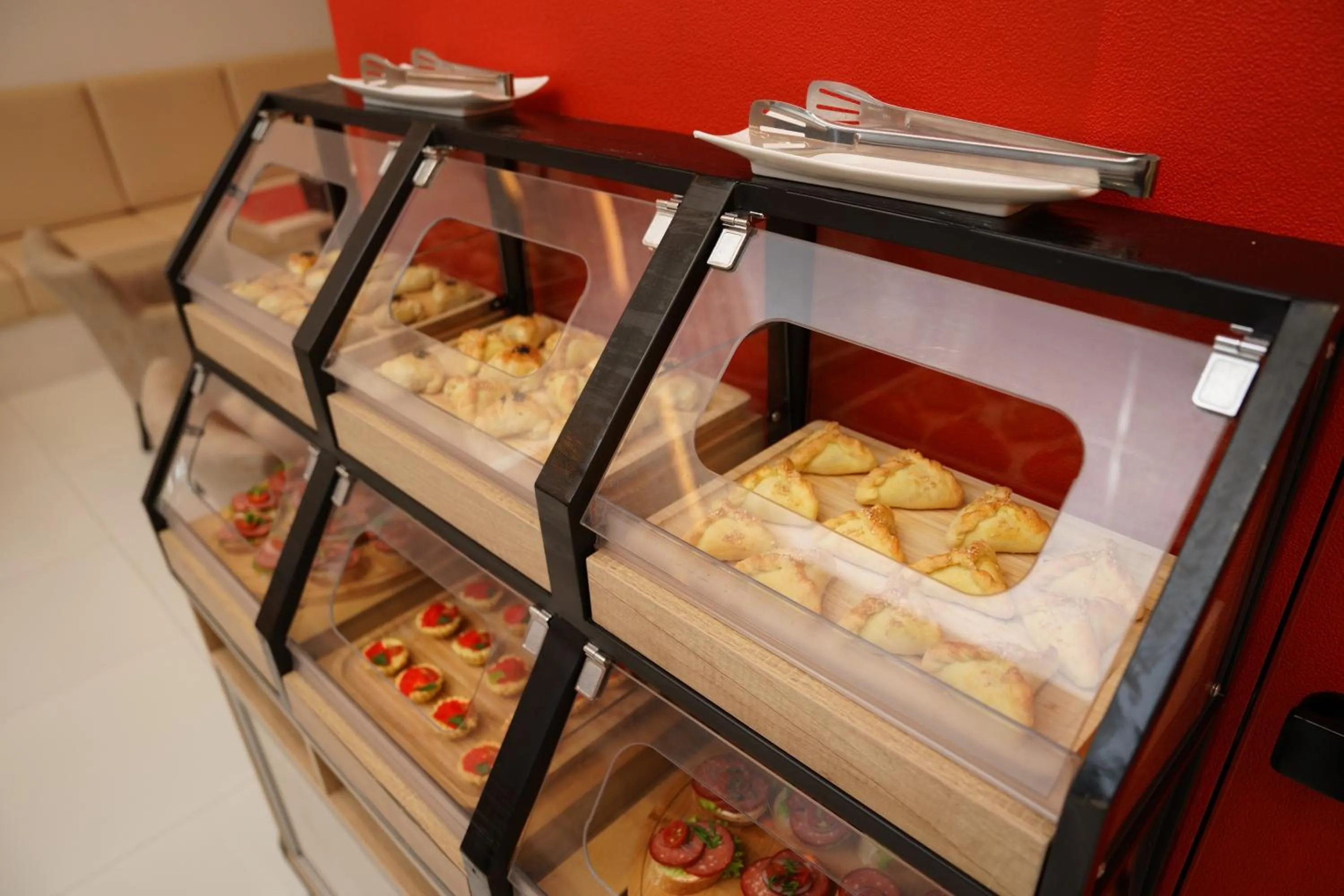 Breakfast in Duo Hotel by Futuro