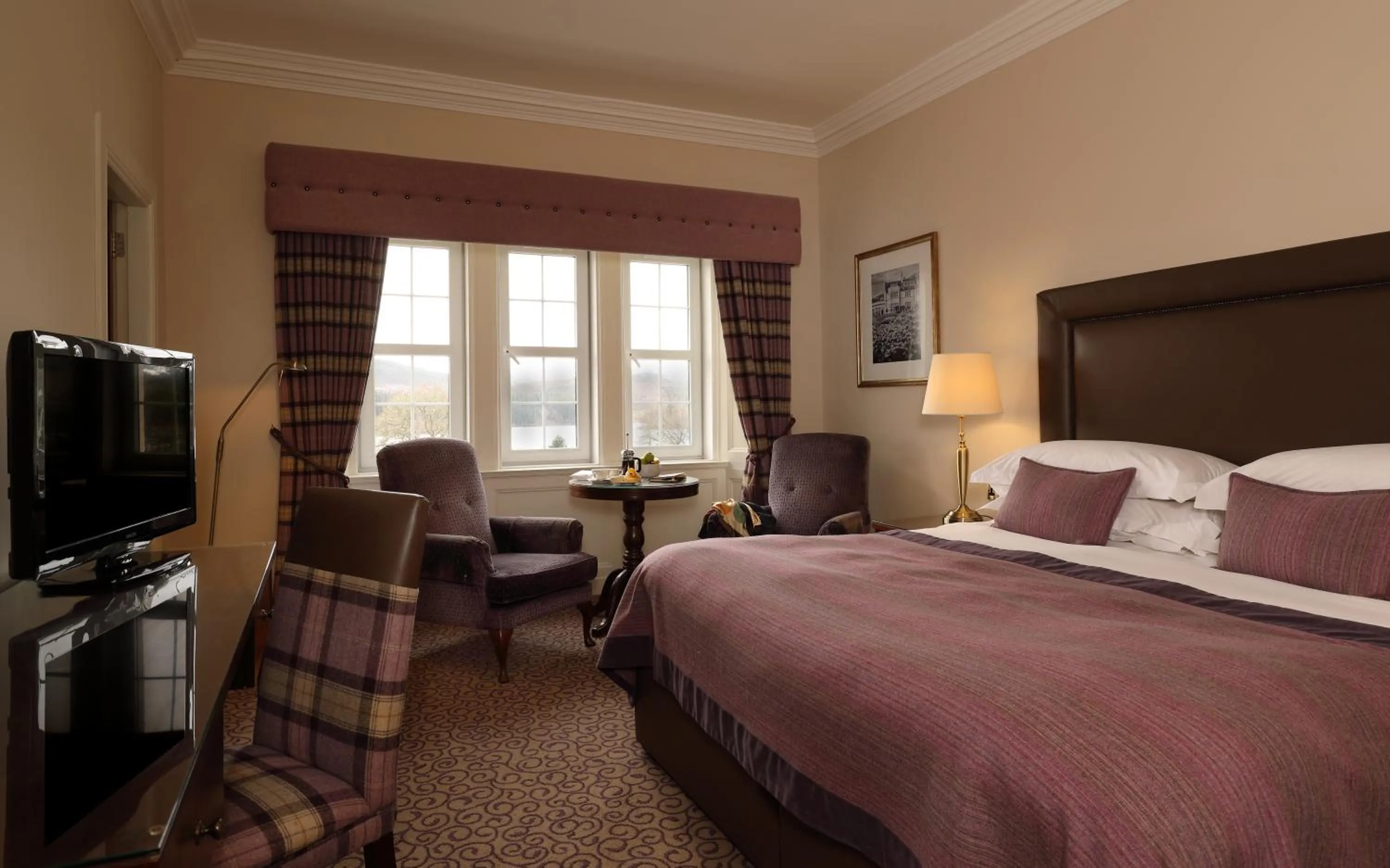 Bedroom, Bed in Macdonald Forest Hills Hotel & Spa