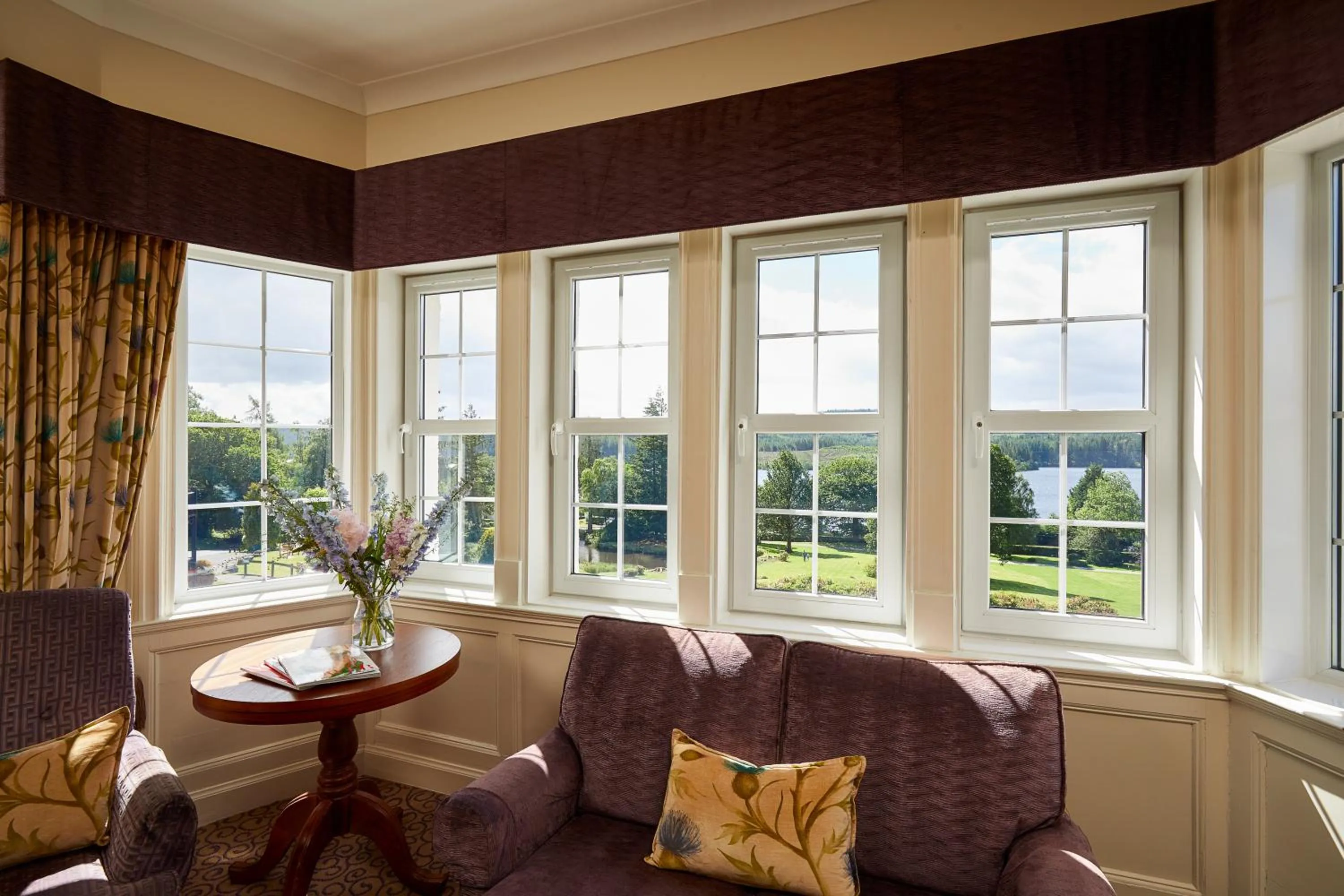 Seating area in Macdonald Forest Hills Hotel & Spa