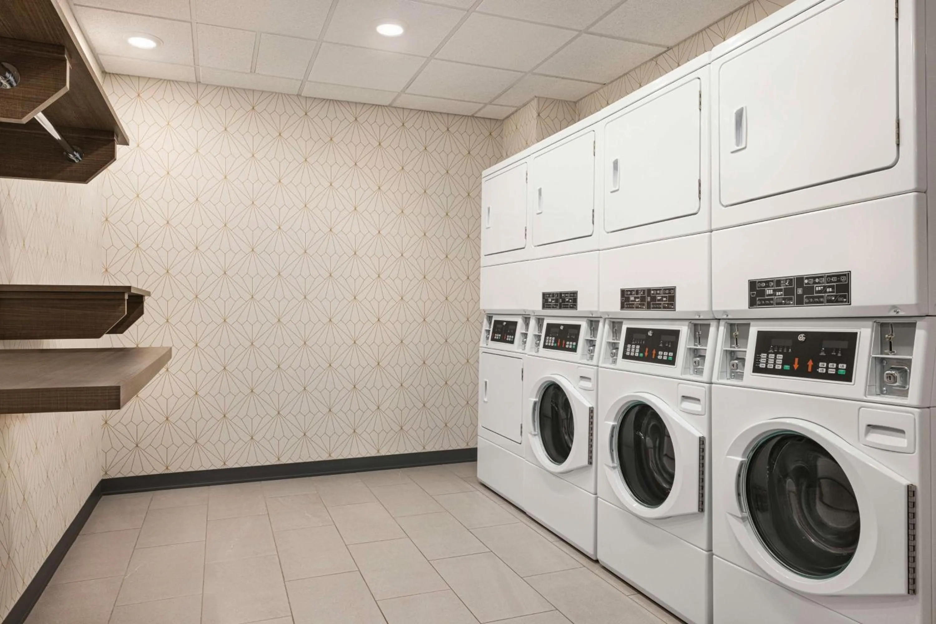 laundry in Home2 Suites Livingston Yellowstone