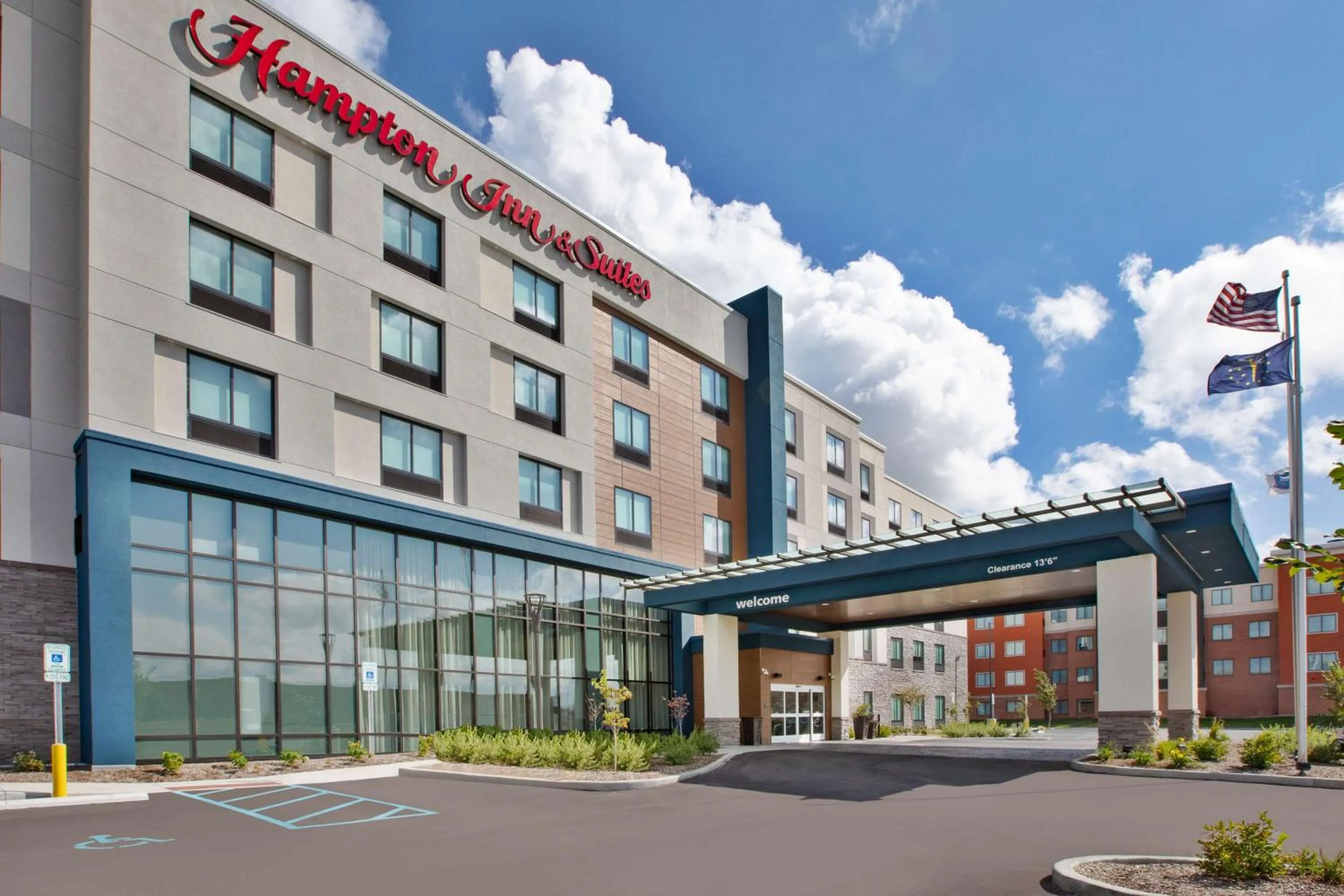 Property building in Hampton Inn & Suites By Hilton Indianapolis South Greenwood