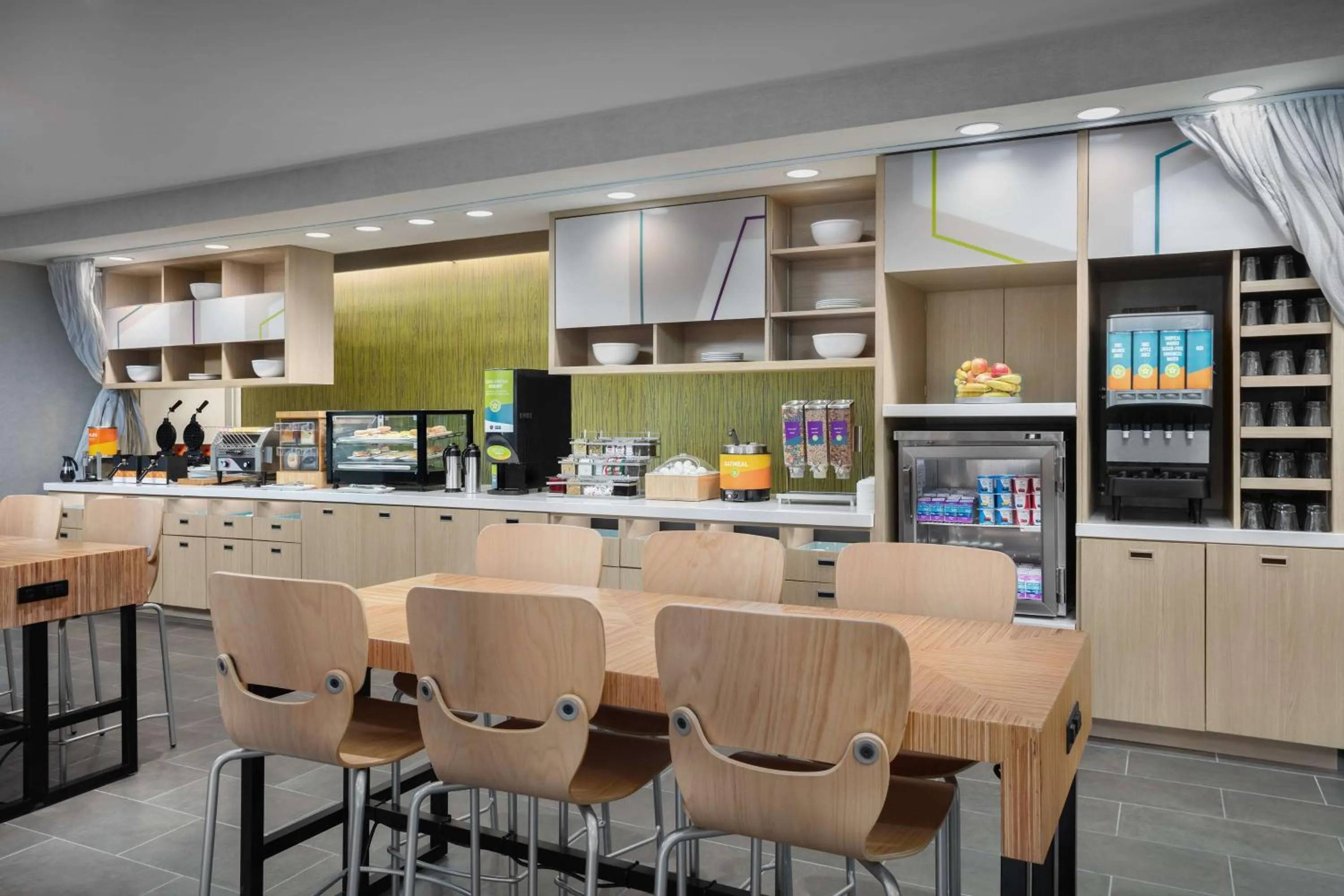 Breakfast in Home2 Suites By Hilton Laredo North