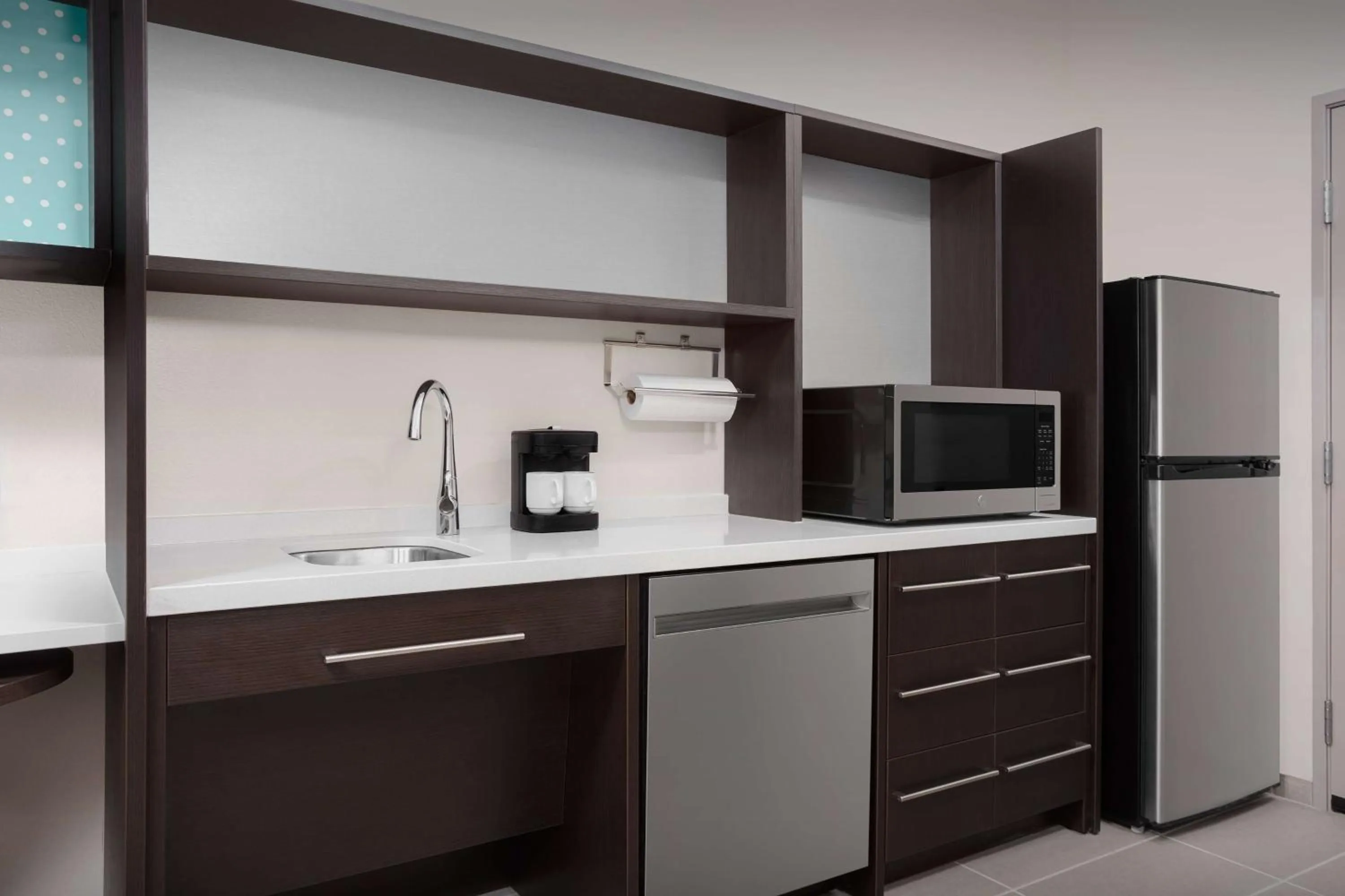 Kitchen or kitchenette in Home2 Suites By Hilton Laredo North