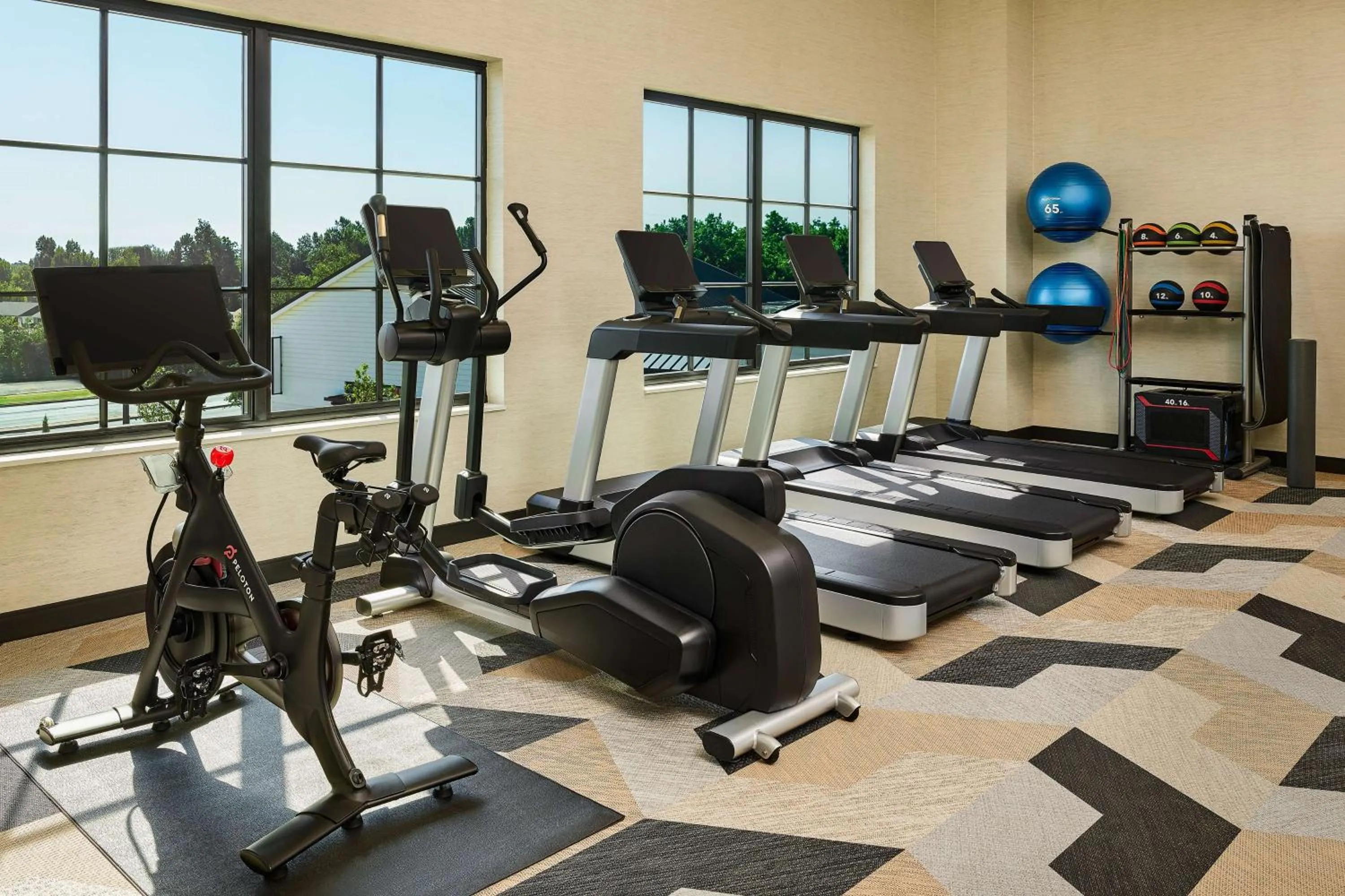Fitness centre/facilities in Lively Hotel On Oak Oklahoma City, Tapestry By Hilton
