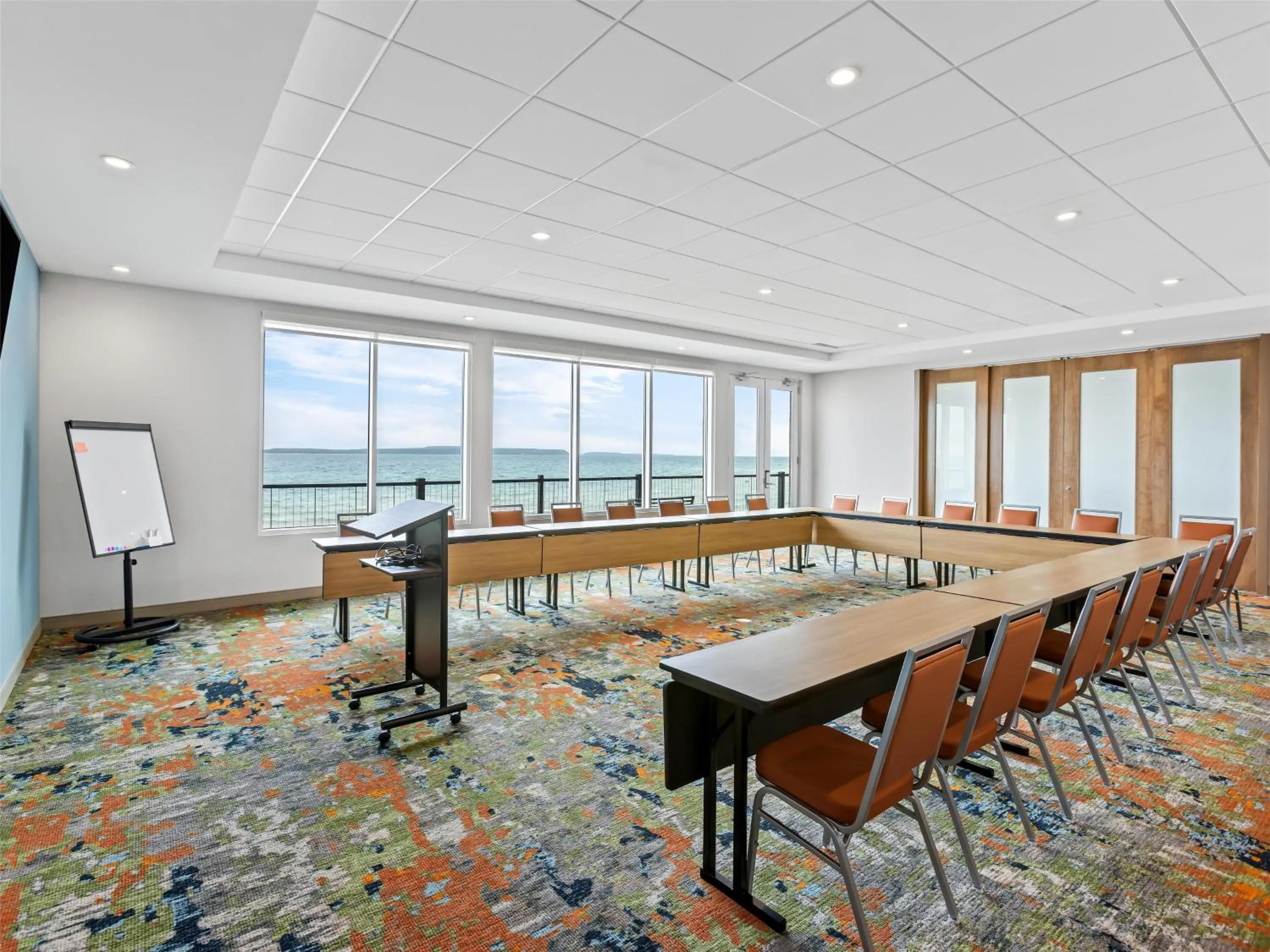 Meeting/conference room in Hampton Inn St Ignace Lakefront Mackinac