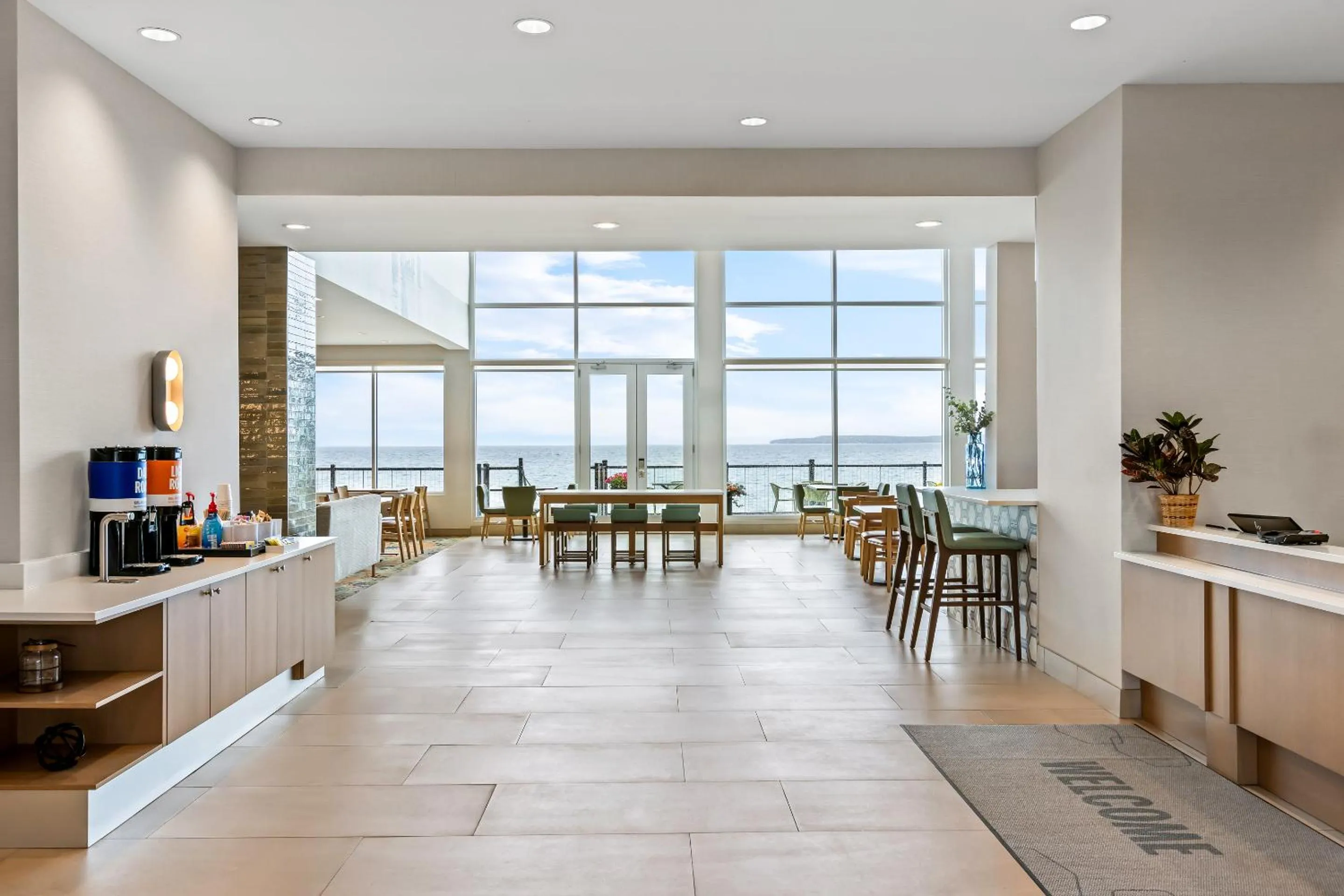 Lobby or reception in Hampton Inn St Ignace Lakefront Mackinac