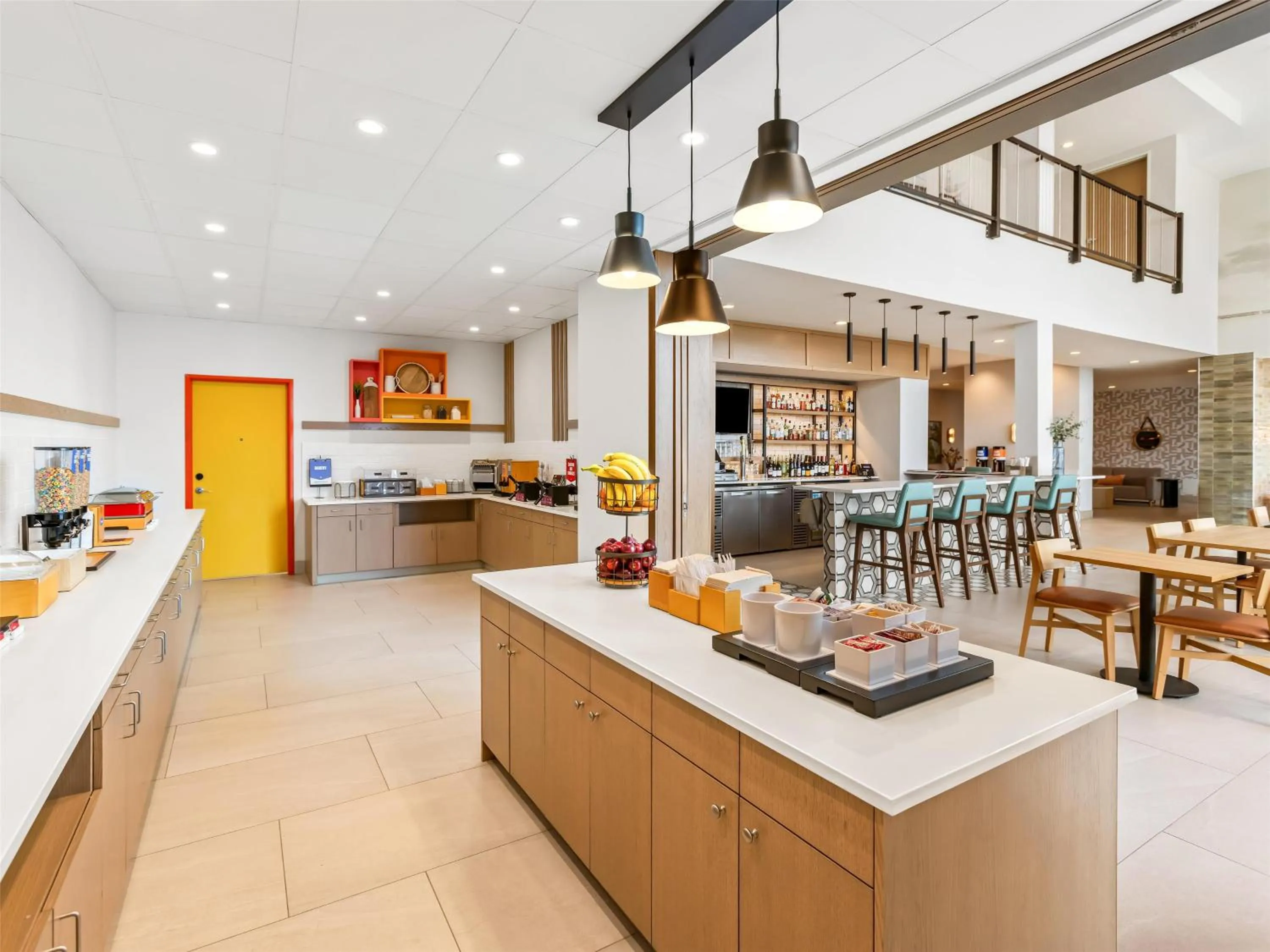 Breakfast in Hampton Inn St Ignace Lakefront Mackinac