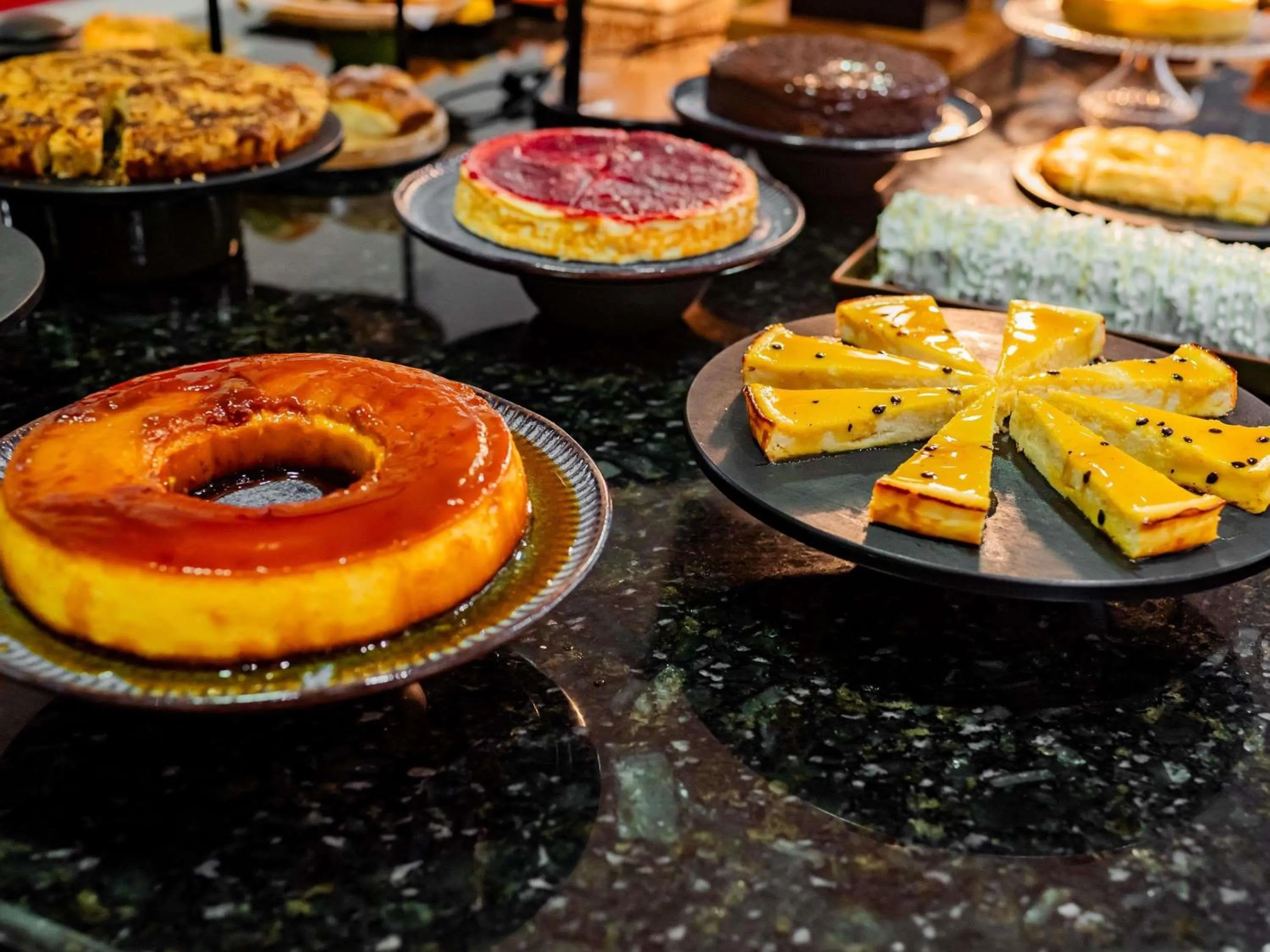 Breakfast in Mercure Jaragua do Sul