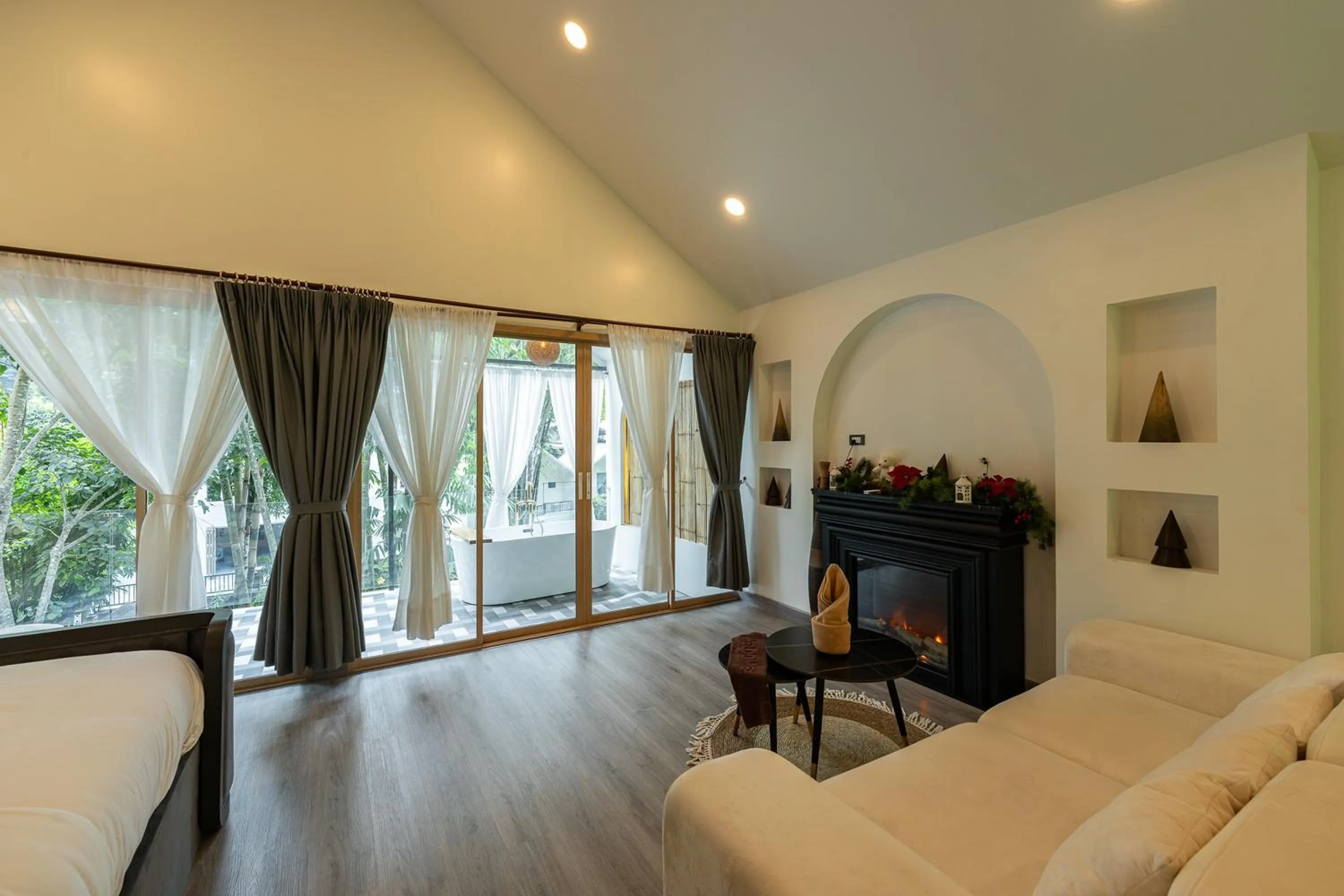 Area and facilities in Inthada At Mae Kampong