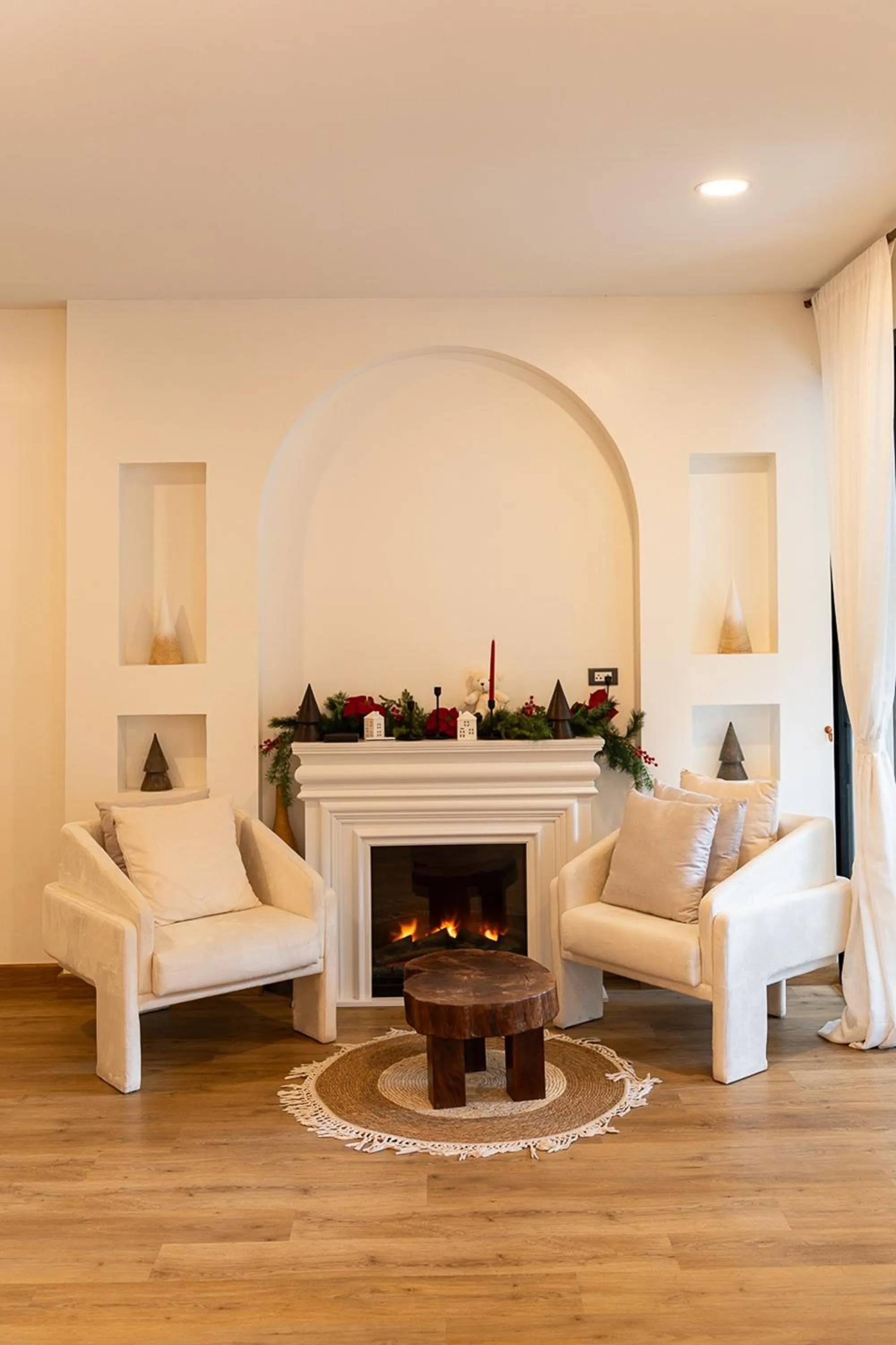 Seating area in Inthada At Mae Kampong