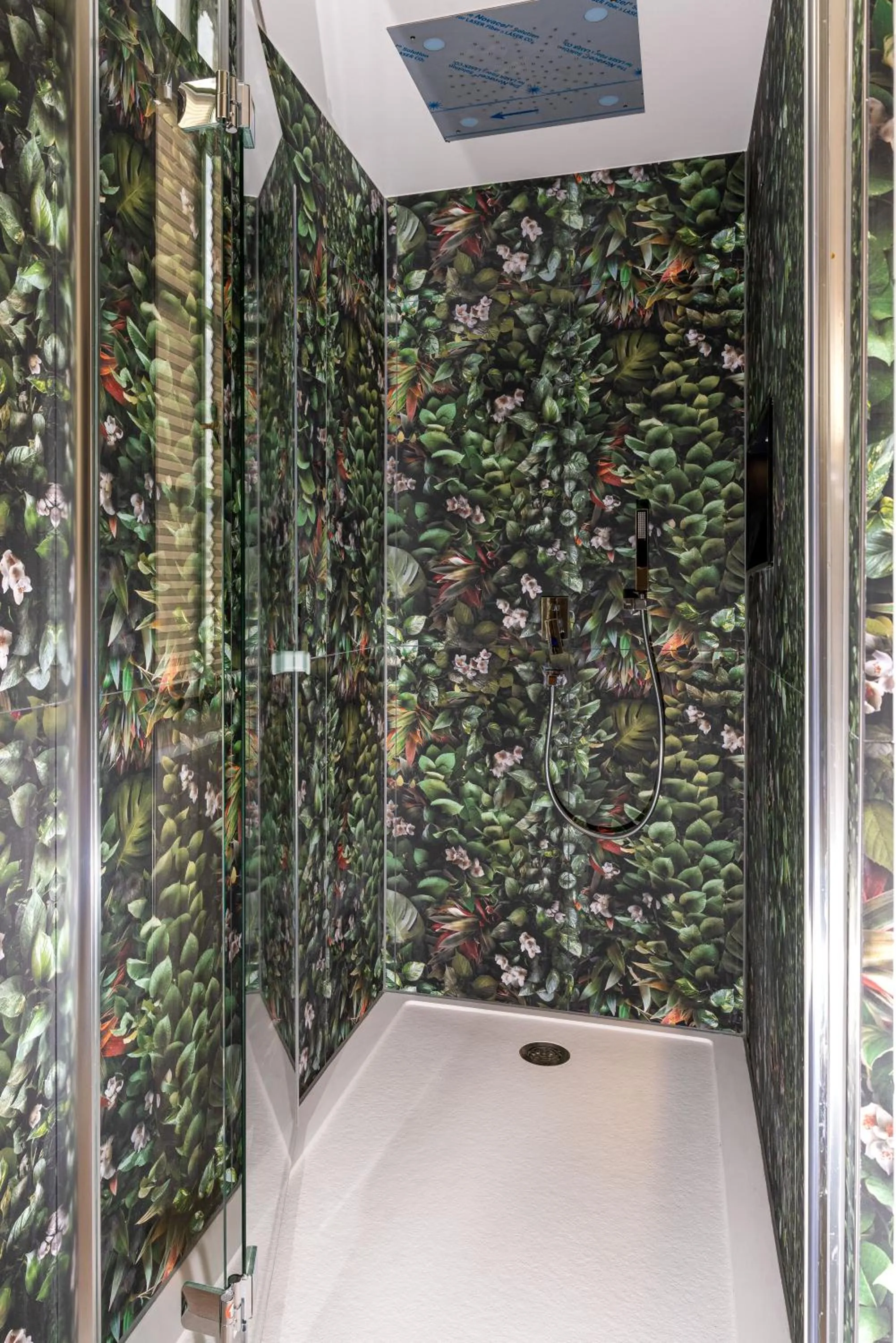 Shower in Hotel am Prinzengarten, inklusive AlbCard