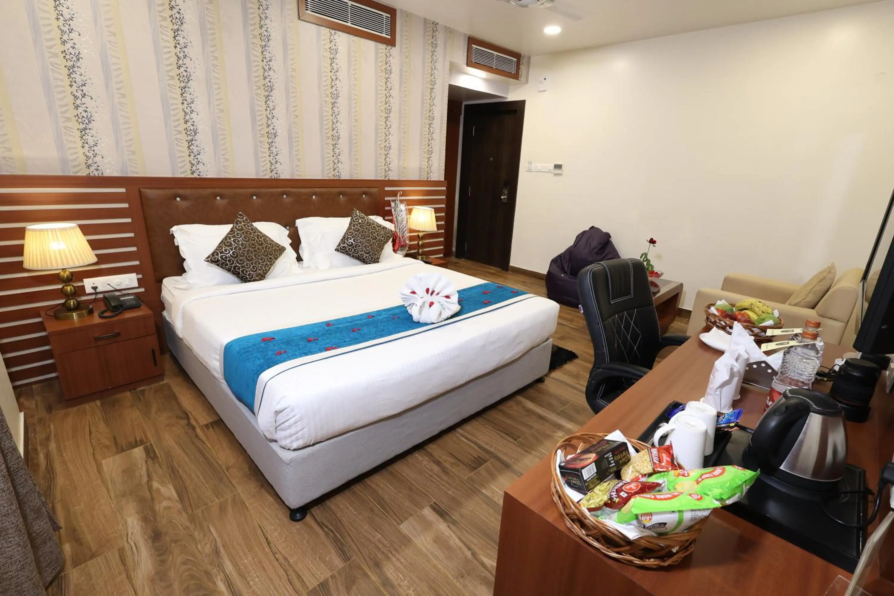 Bed in Hotel Sidh Vedantha