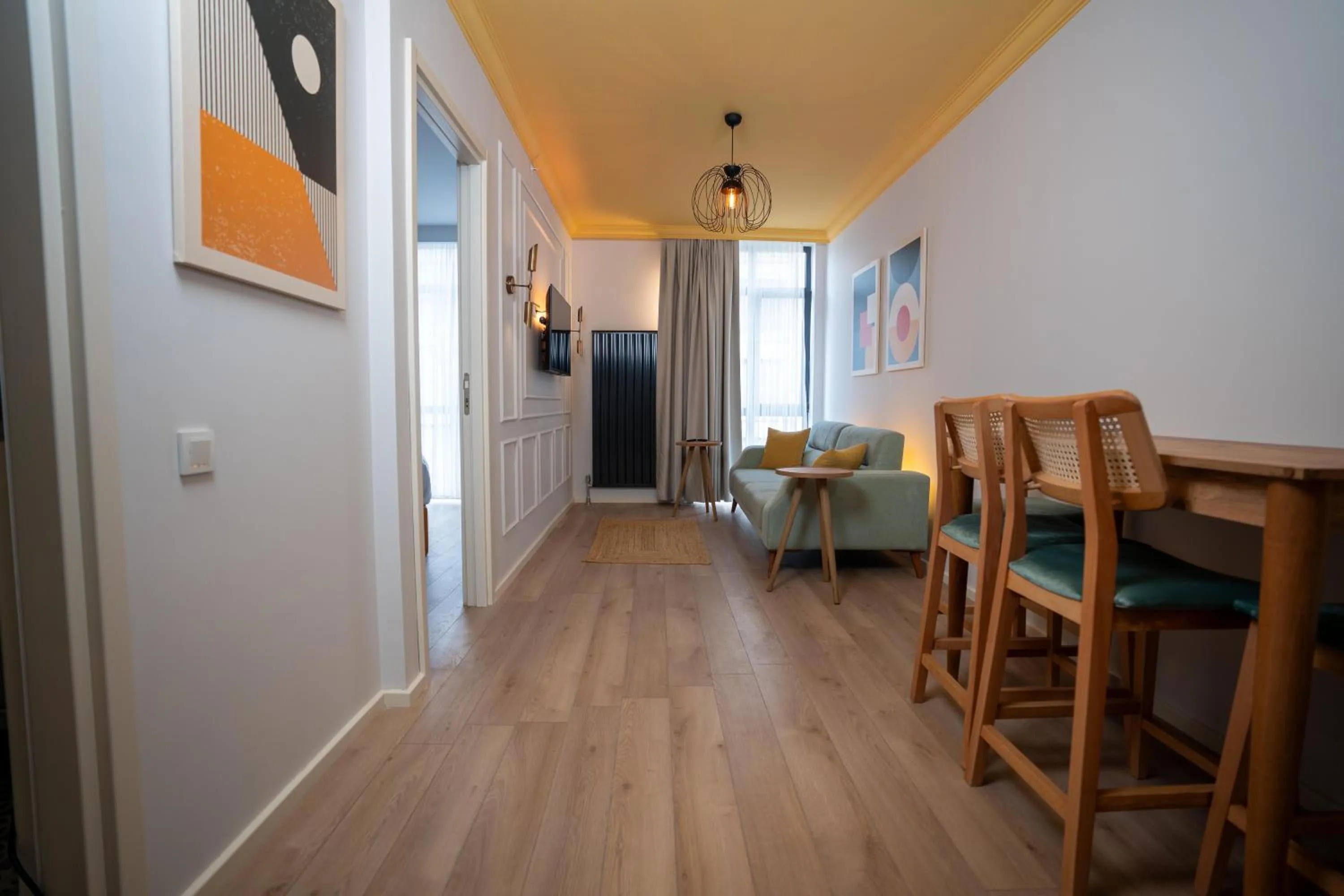 Photo of the whole room in Bird Nest Suites