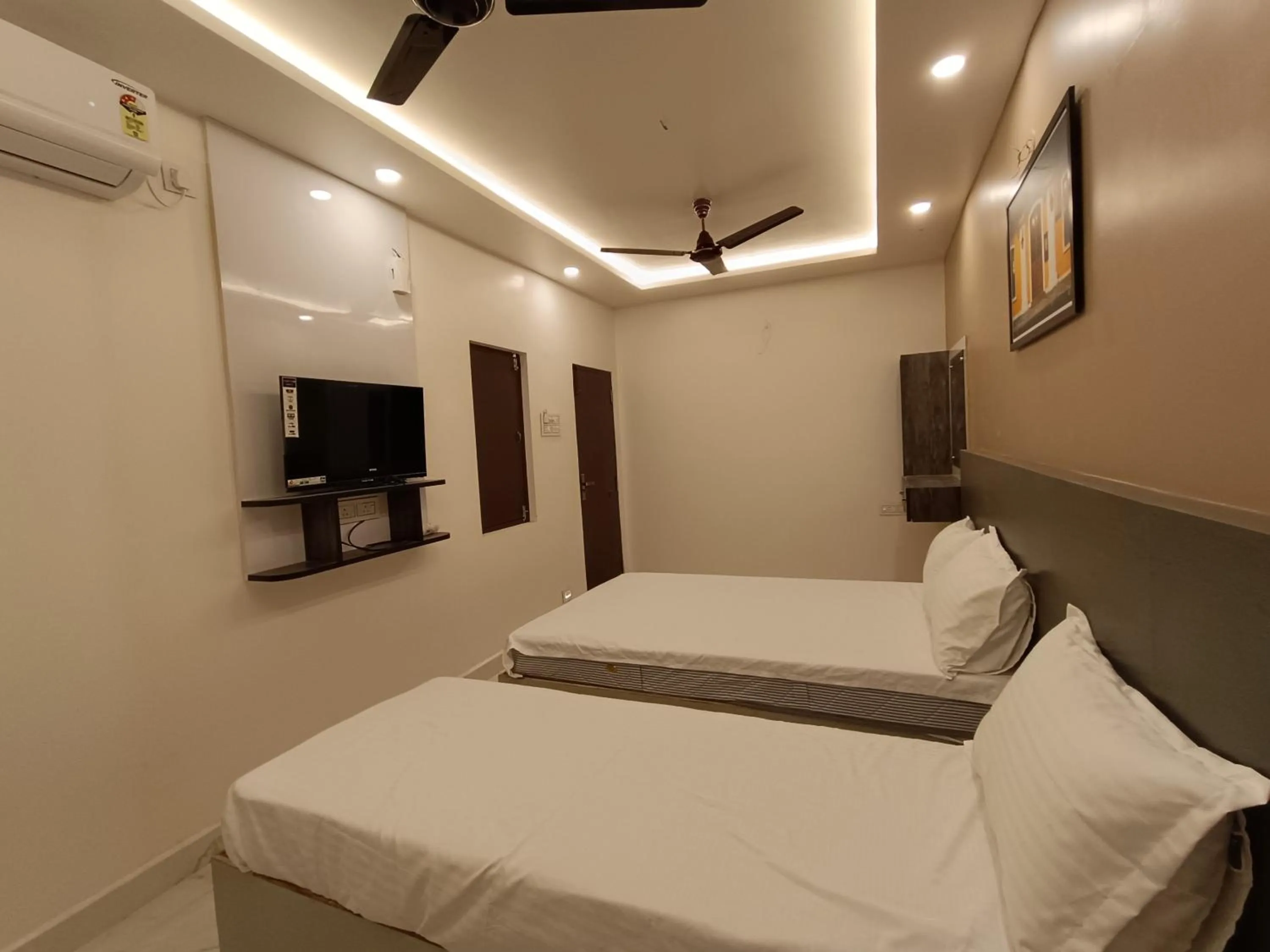 Bedroom, Bed in Arul Residency
