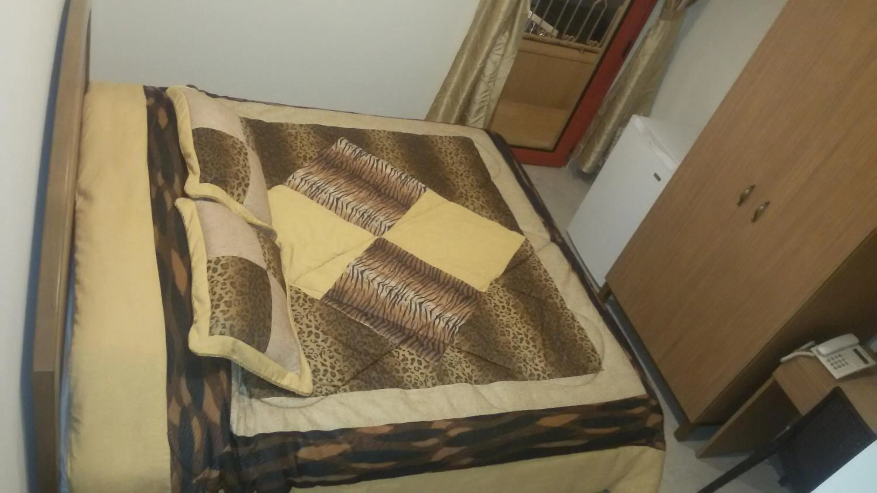 Photo of the whole room in Hotel St Jean