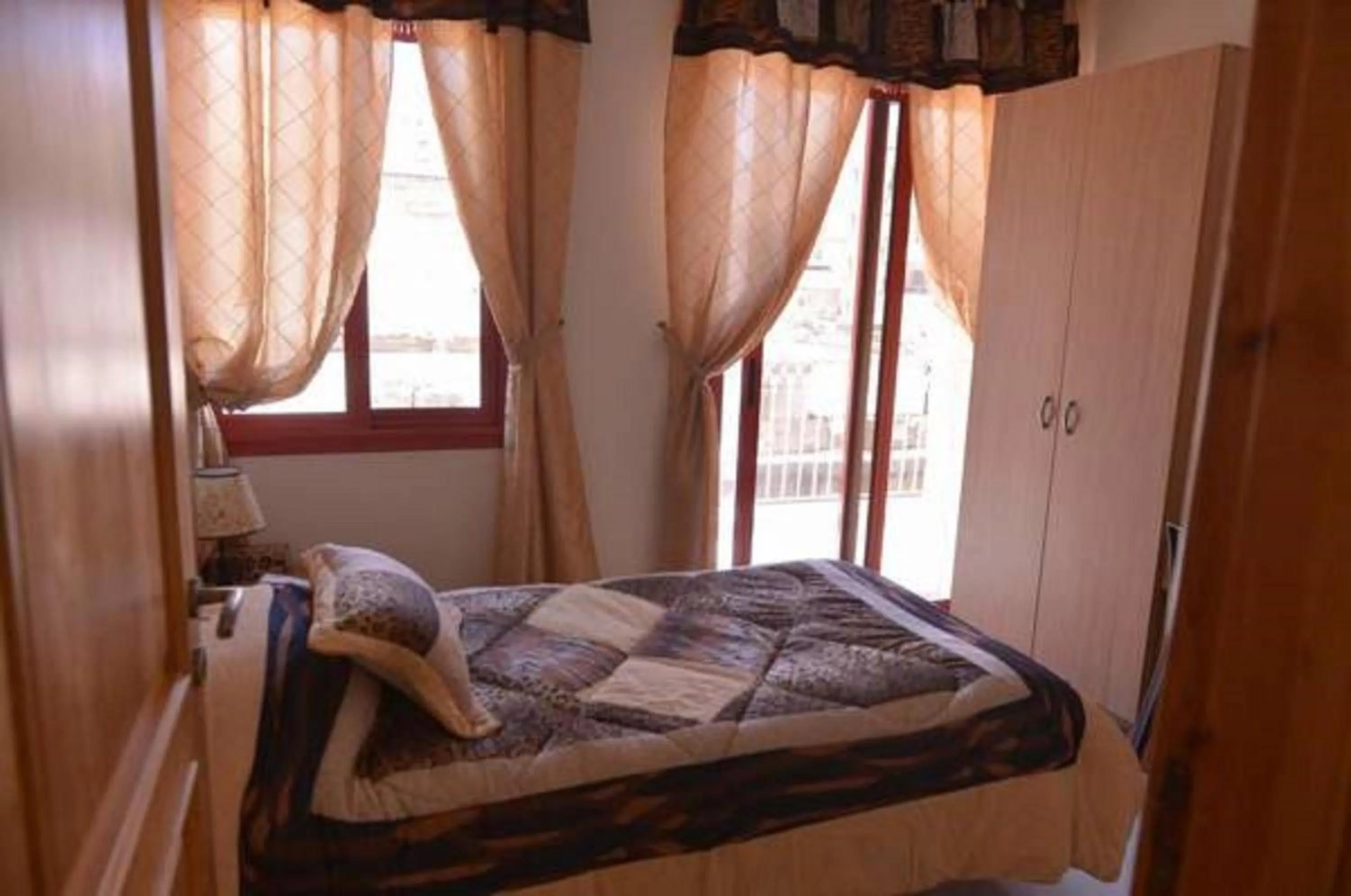 Day, Bed in Hotel St Jean