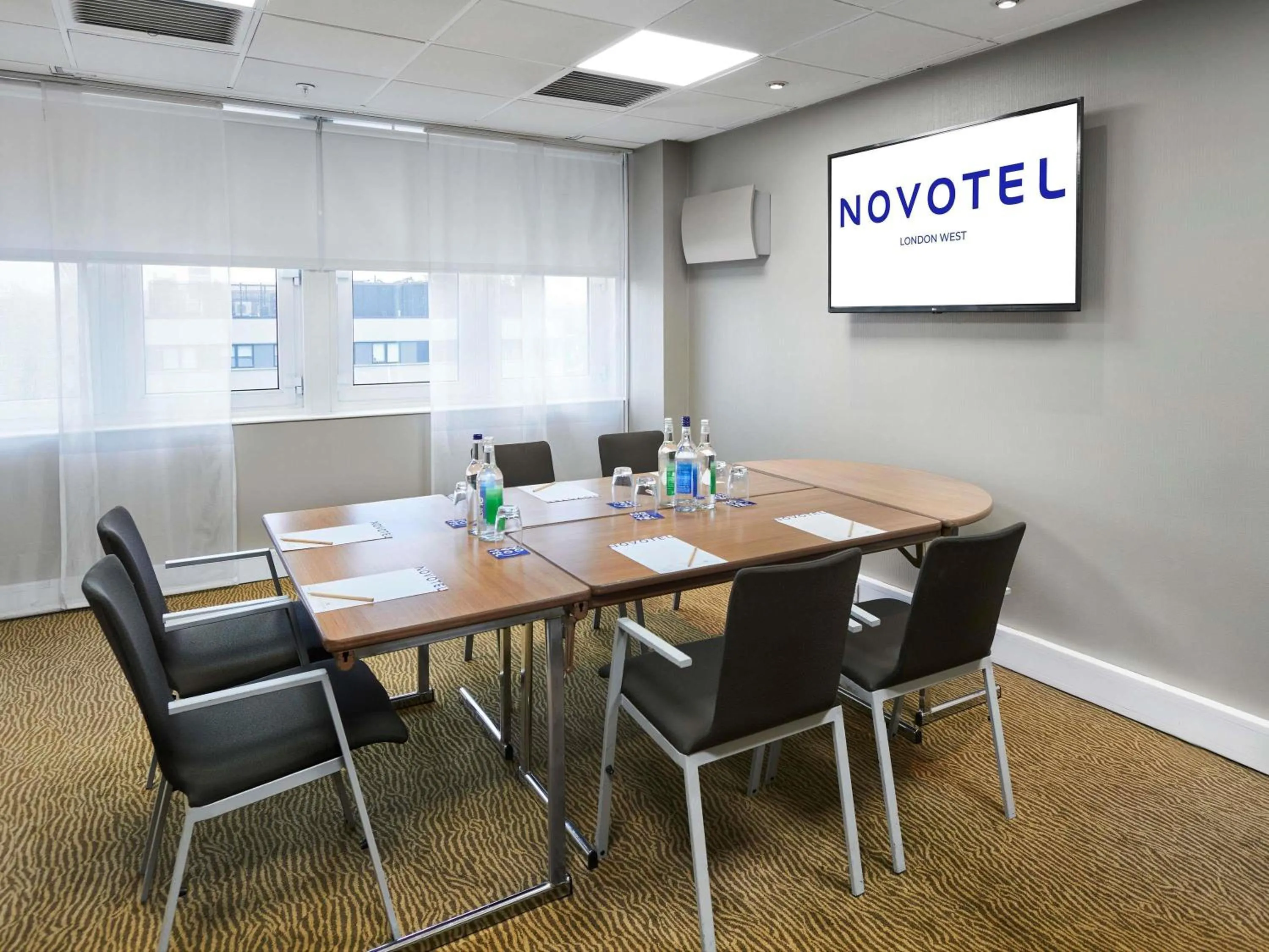Meeting/conference room in Novotel London West