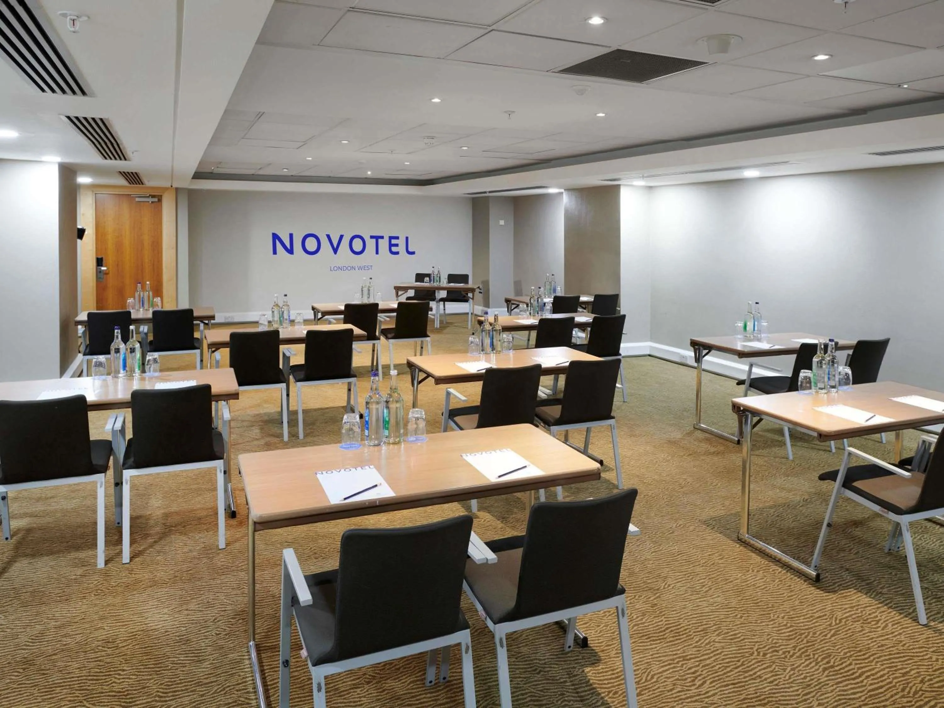 Meeting/conference room in Novotel London West