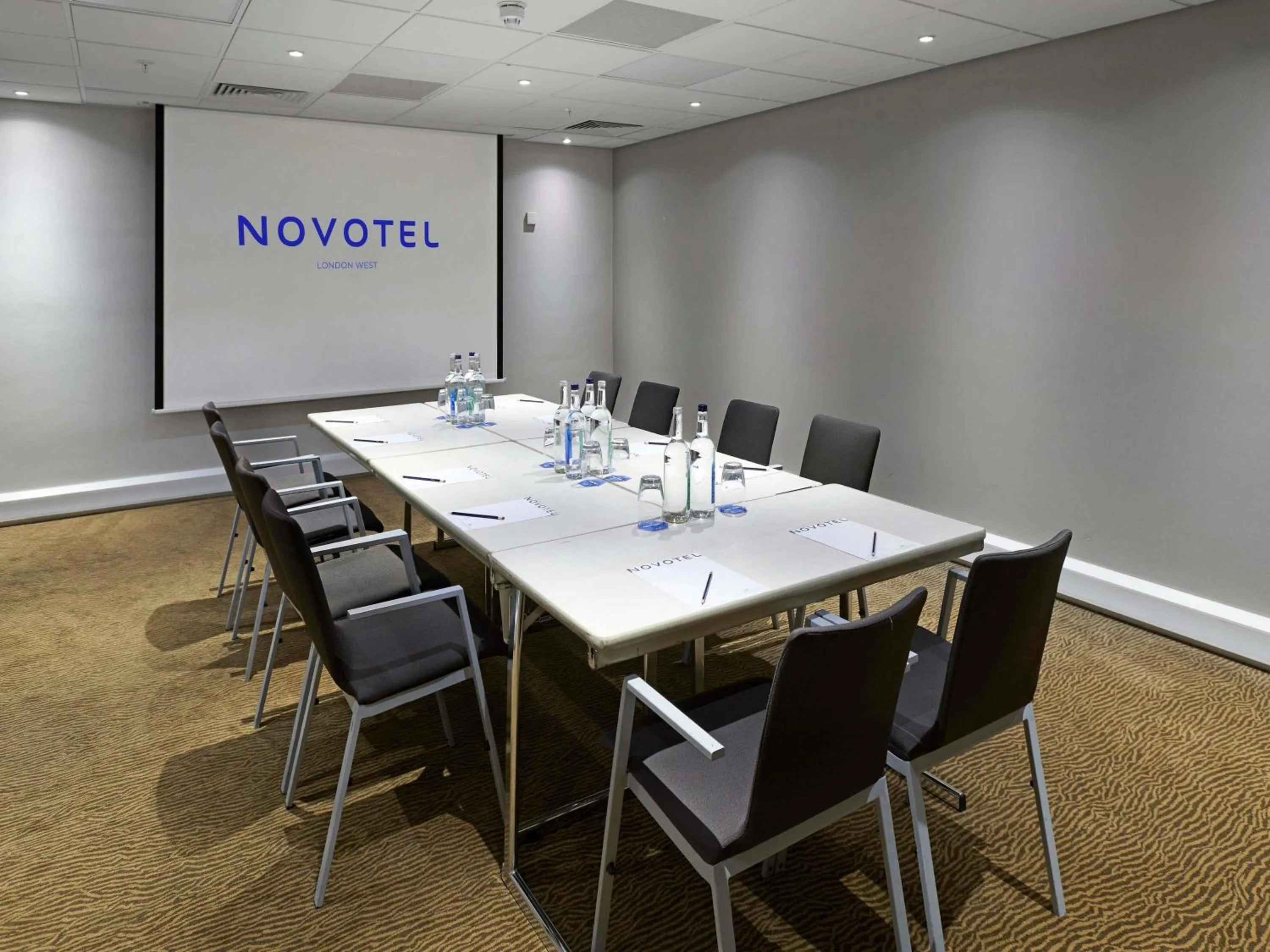 Meeting/conference room in Novotel London West
