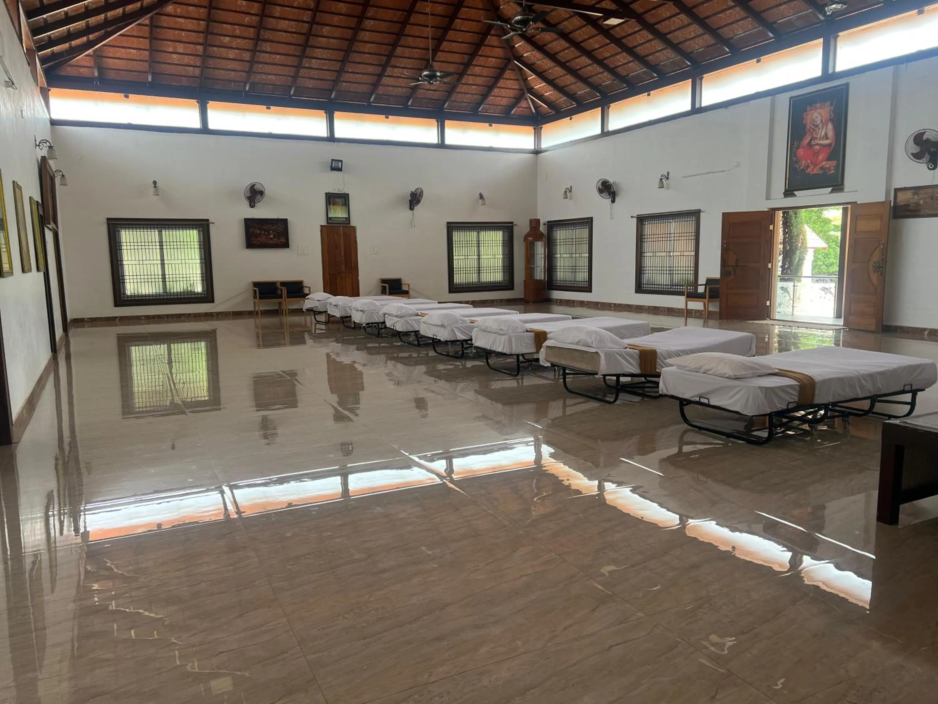 Bed in Poojaris Nirantara - Mysuru