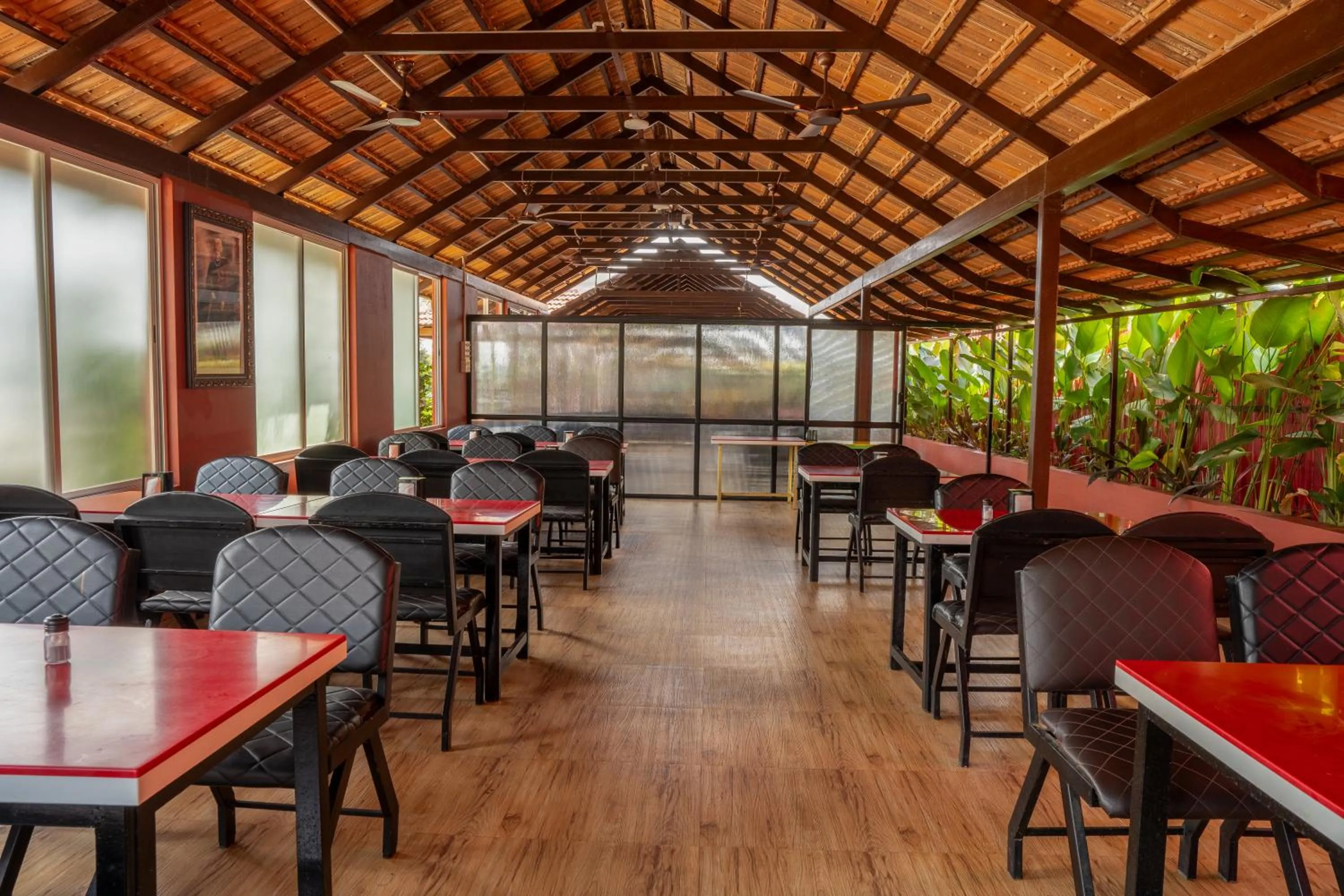 Restaurant/places to eat in Poojaris Nirantara - Mysuru