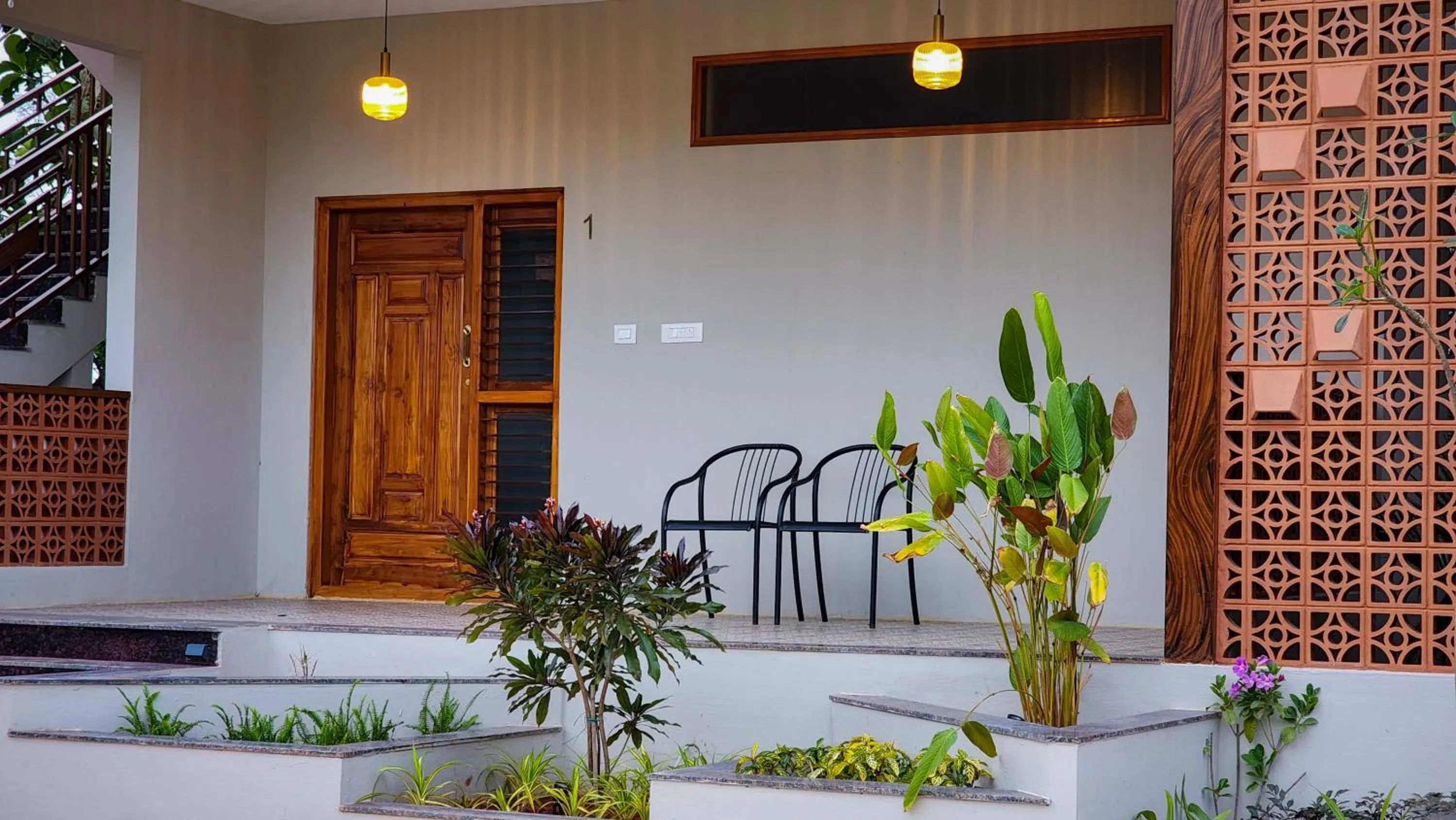 Day in Poojaris Nirantara - Mysuru