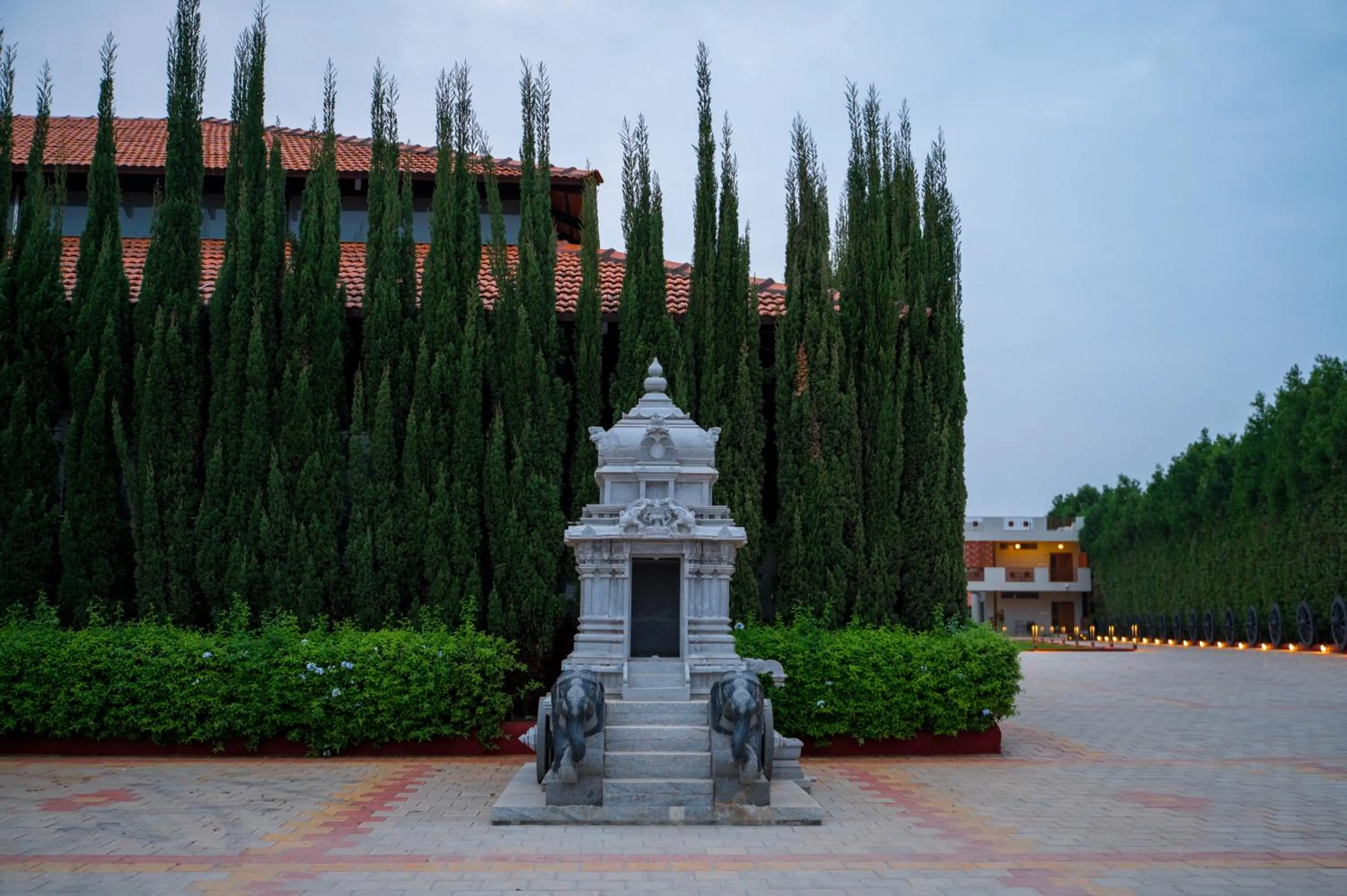 Day in Poojaris Nirantara - Mysuru