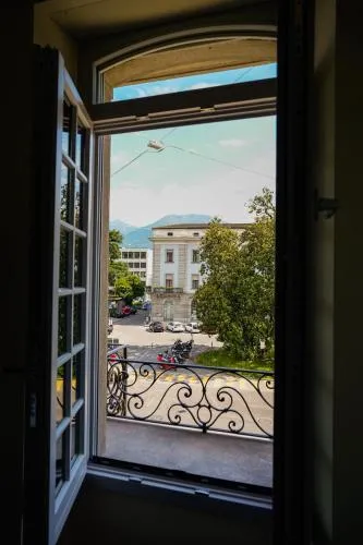 Seven Town House Boutique Hotel