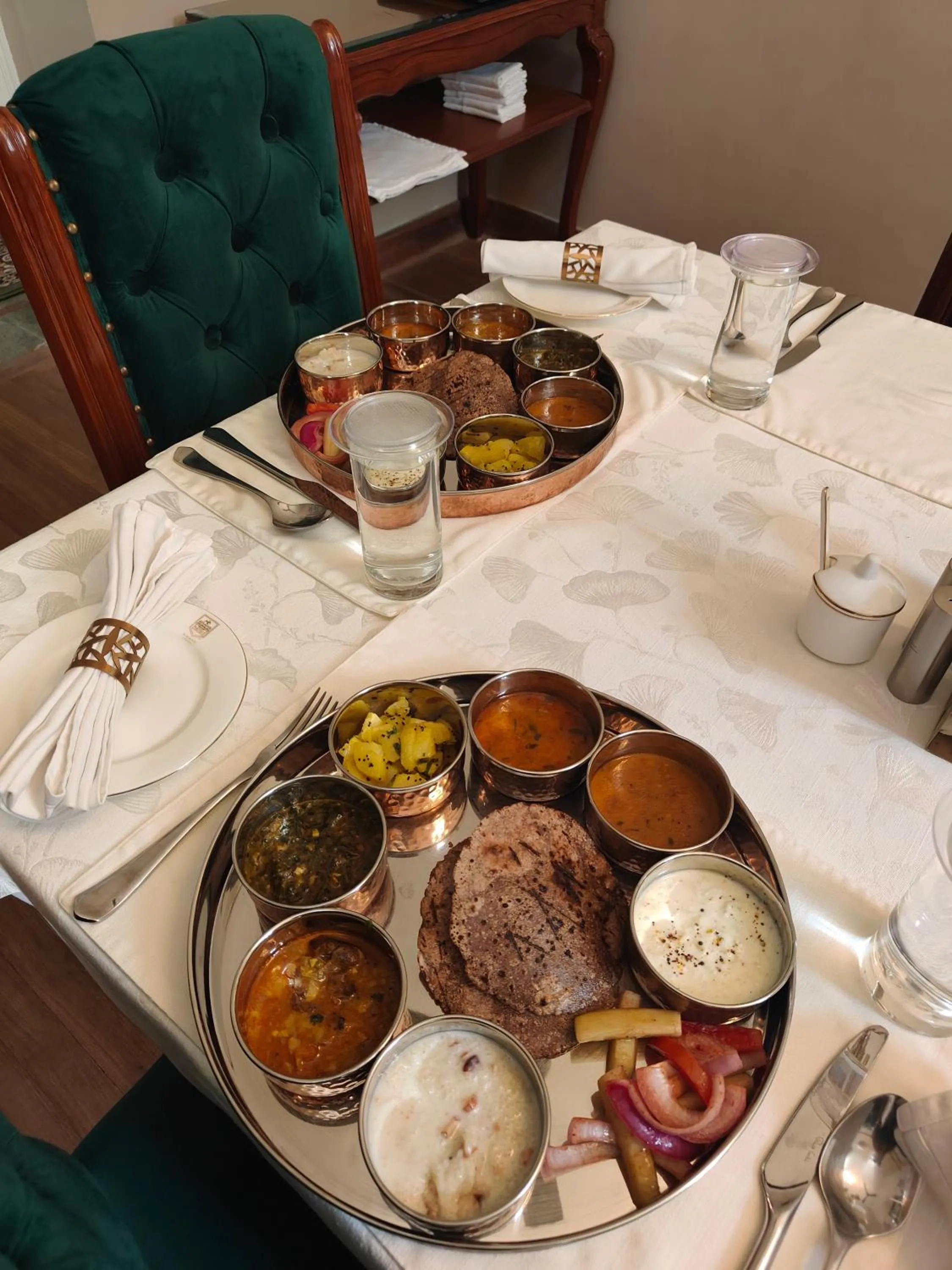 Lunch in Kinwani House - Araiya Anthology