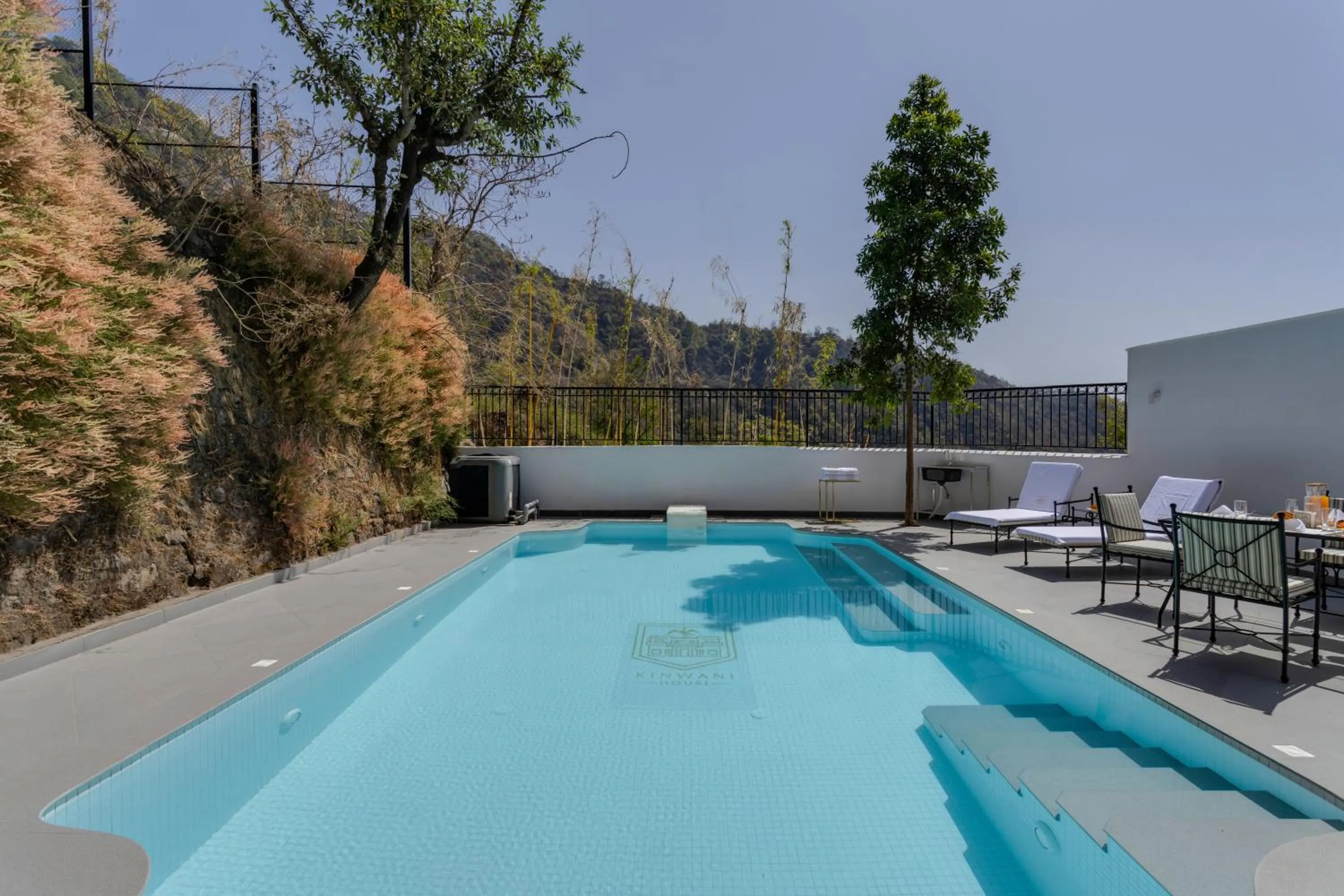 Swimming pool in Kinwani House - Araiya Anthology