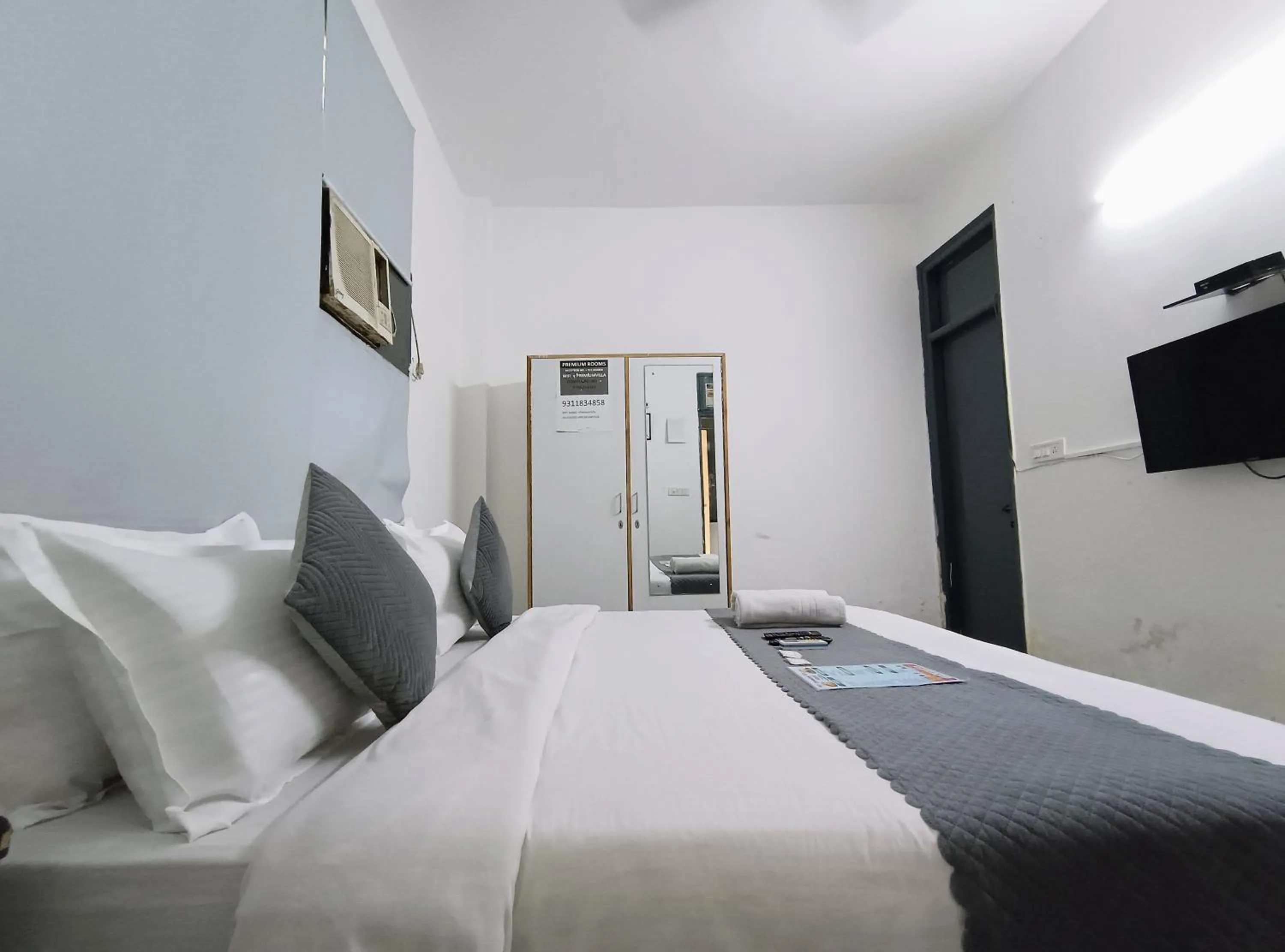 Mauryan Express Hotel Hauz Khas Fort