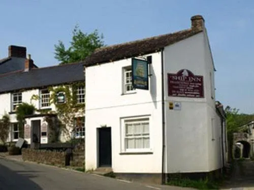 Property building in The Ship Inn Lerryn