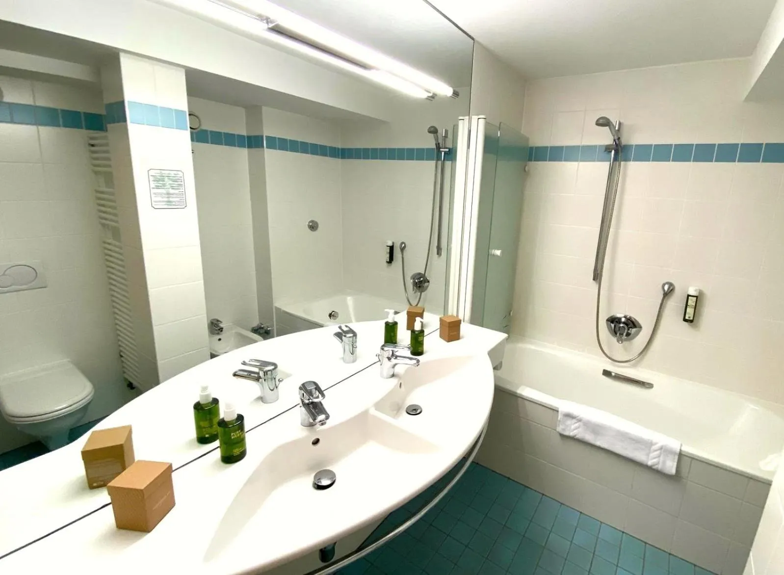 Bathroom in Hotel Batzenhäusl