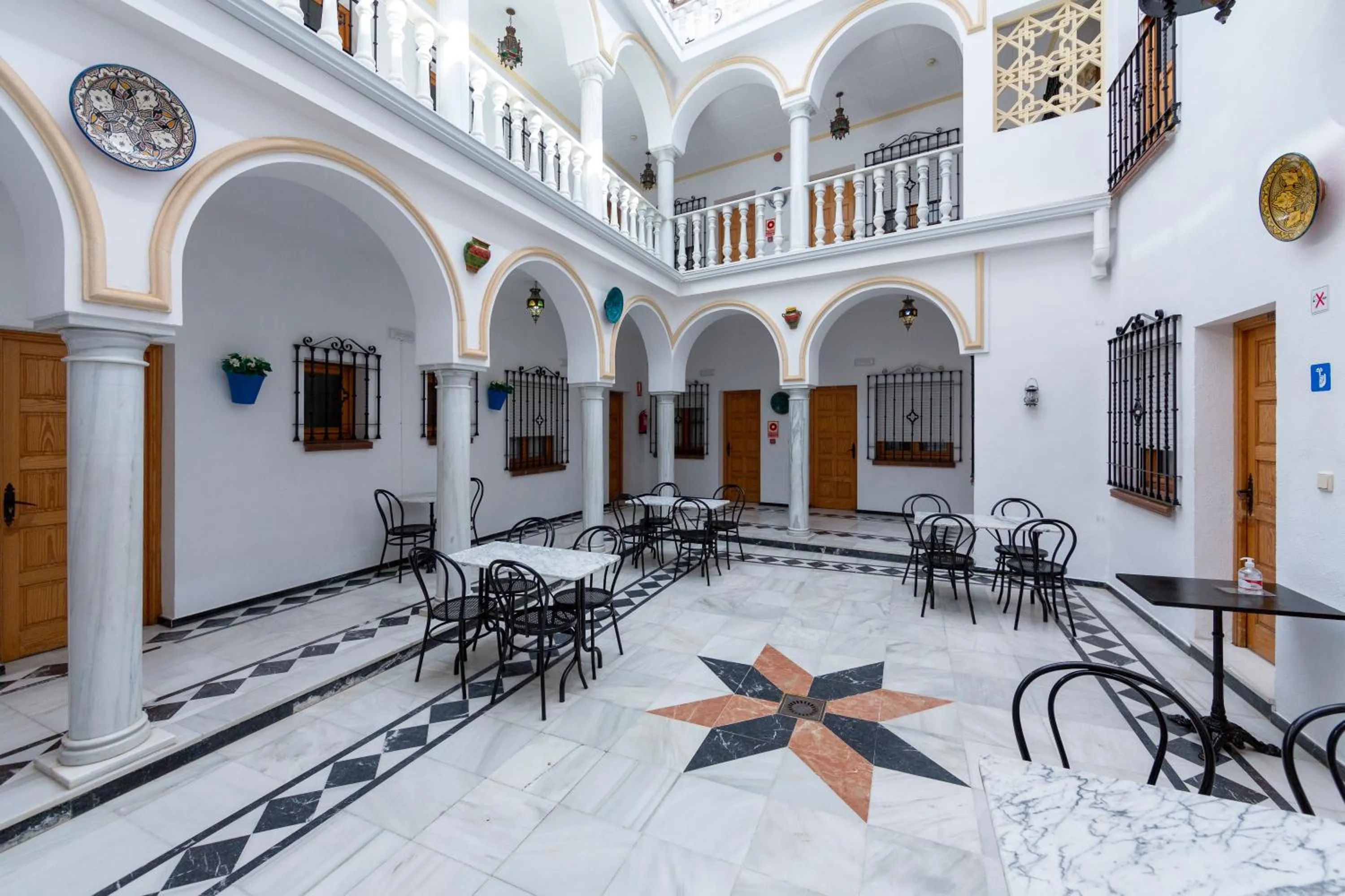 Patio in Hotel Los Omeyas