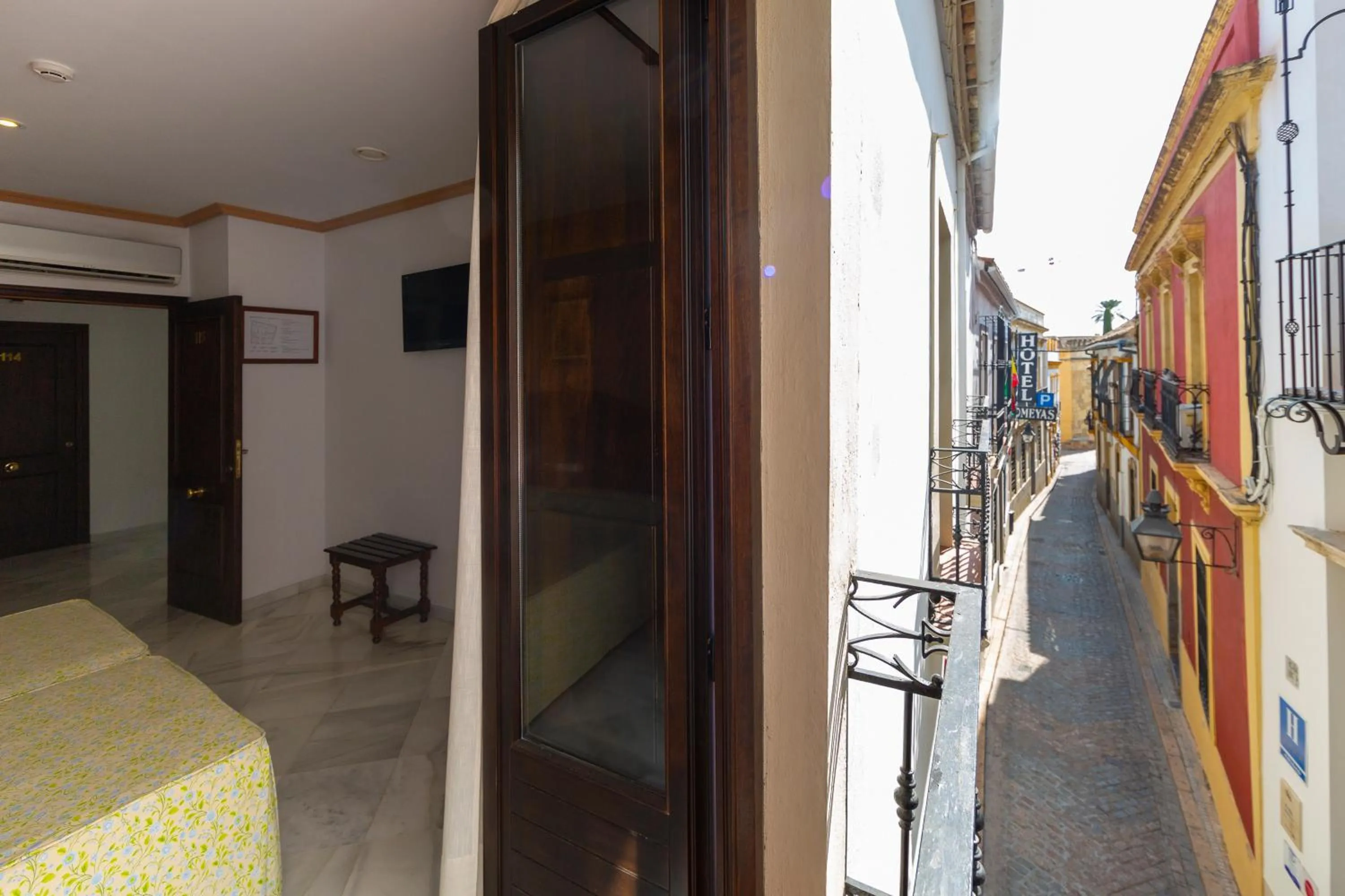 View (from property/room) in Hotel Los Omeyas