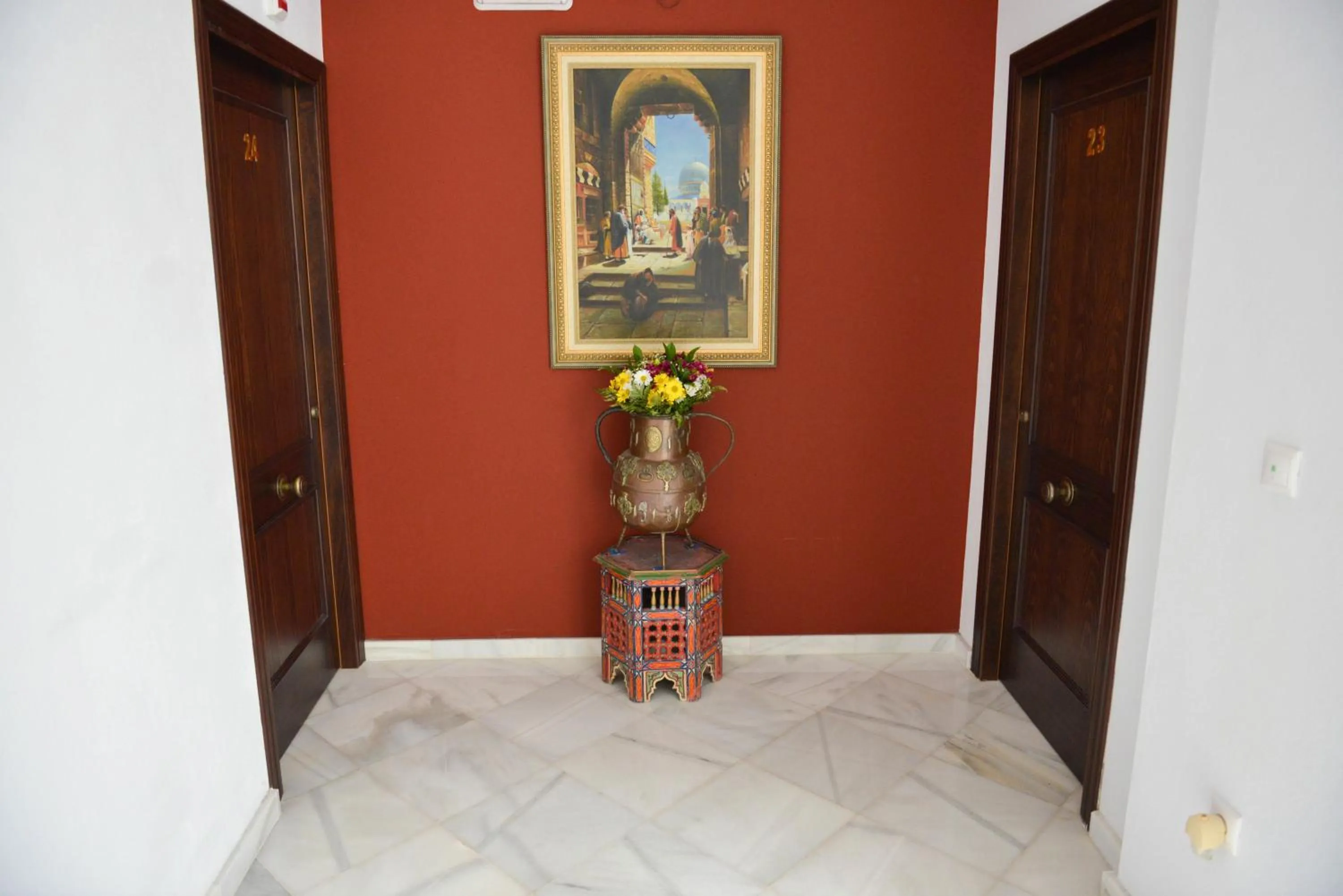 Decorative detail in Hotel Los Omeyas