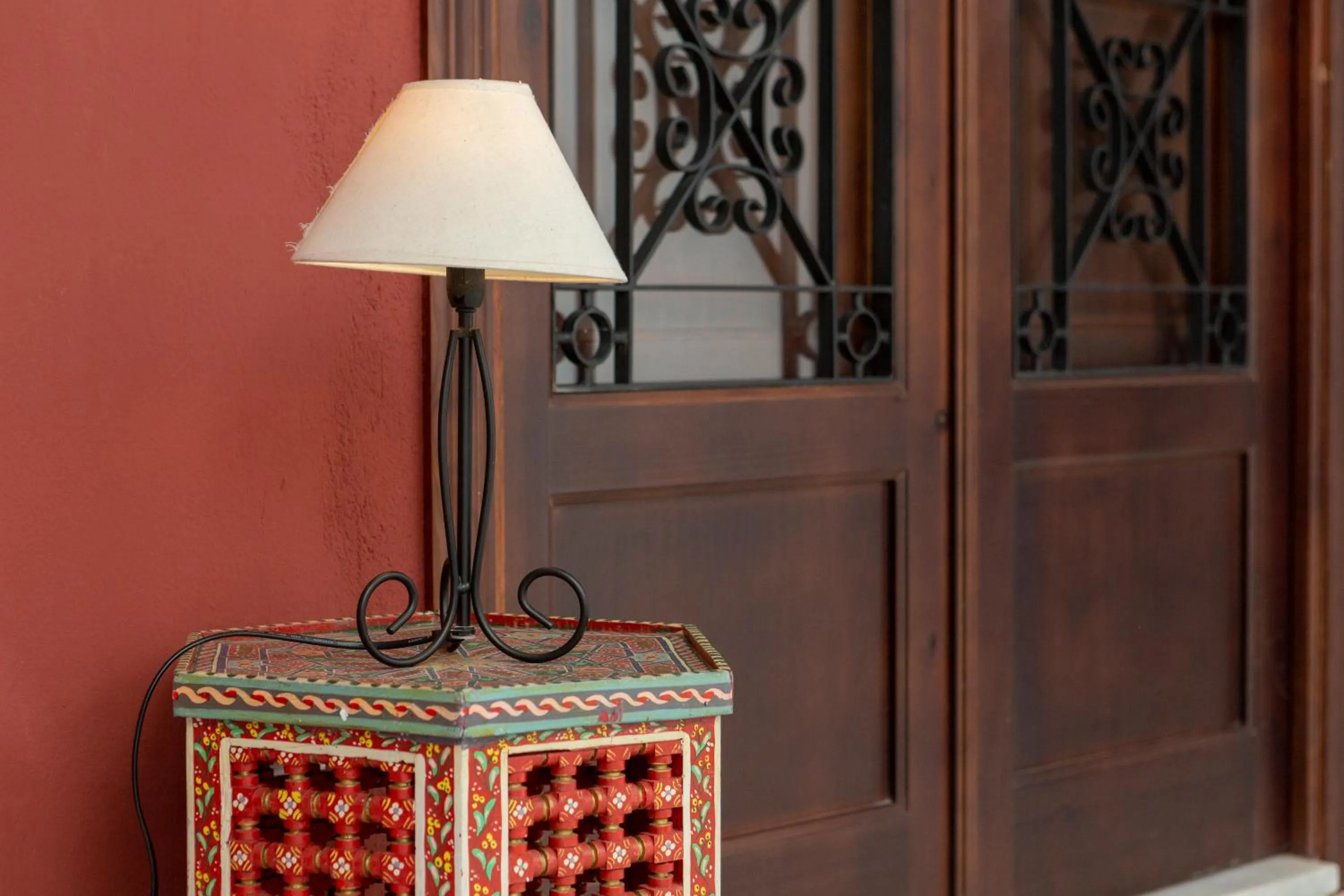 Decorative detail in Hotel Los Omeyas